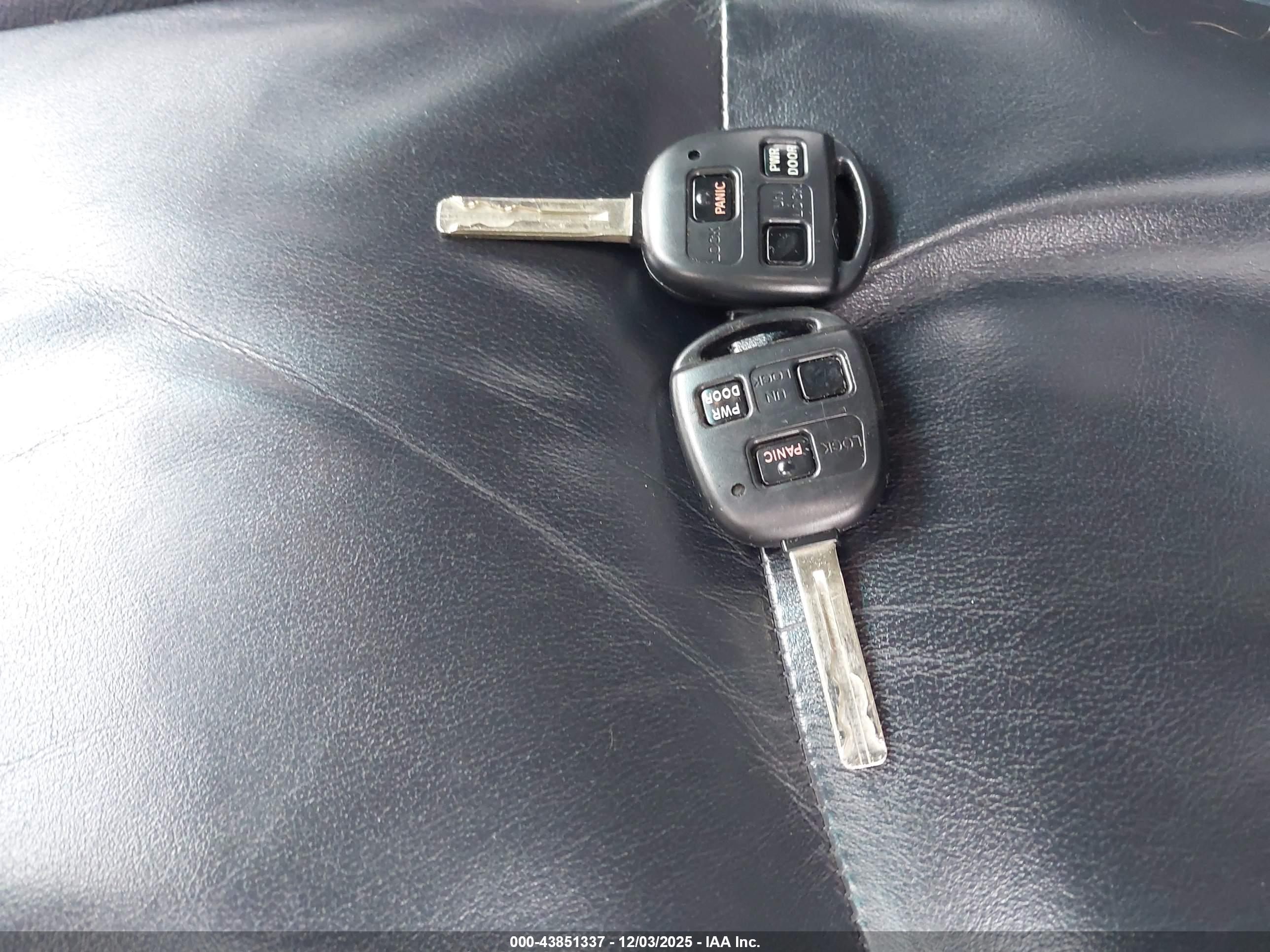 LEXUS RX image 11