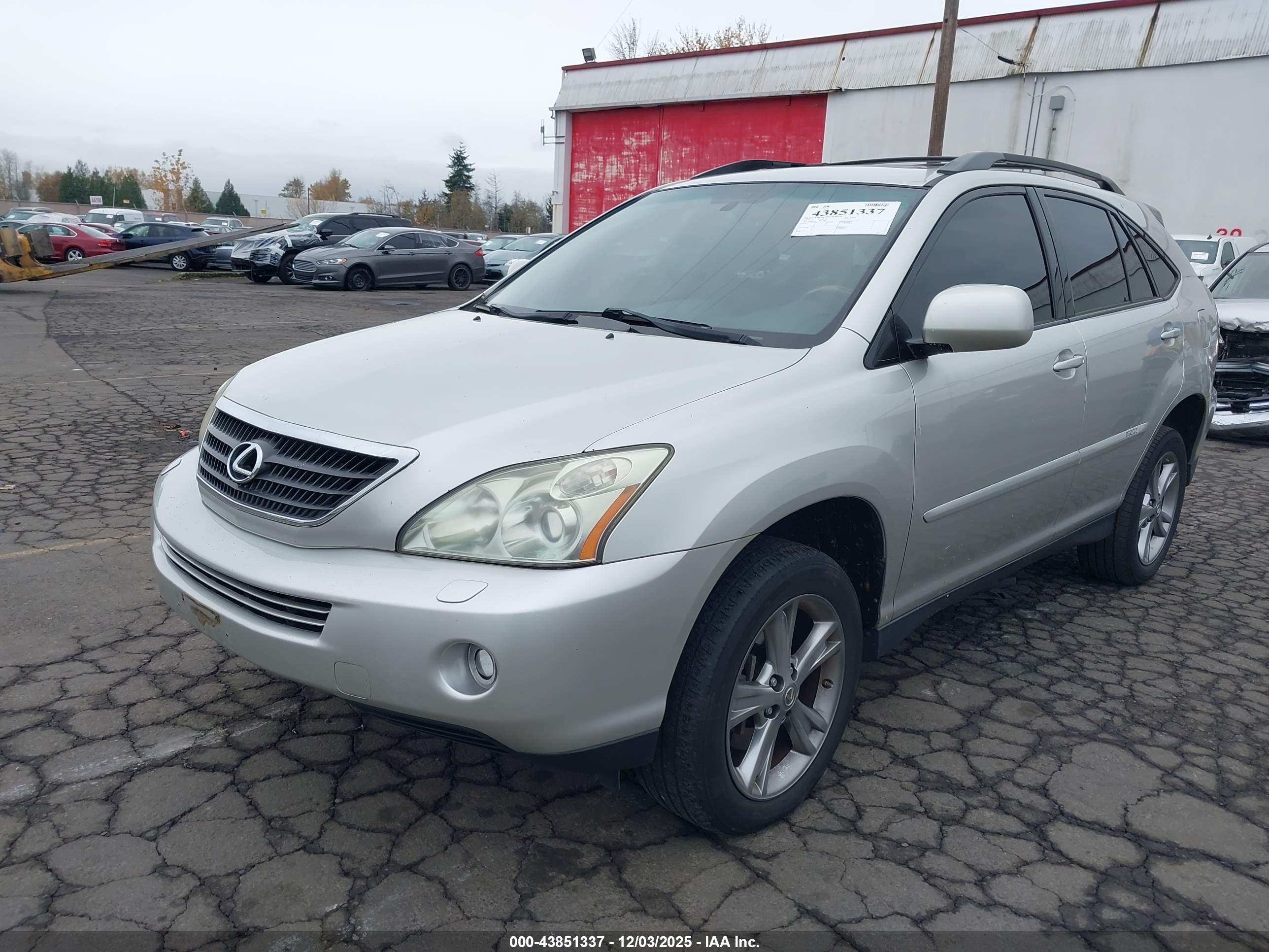 LEXUS RX image 2