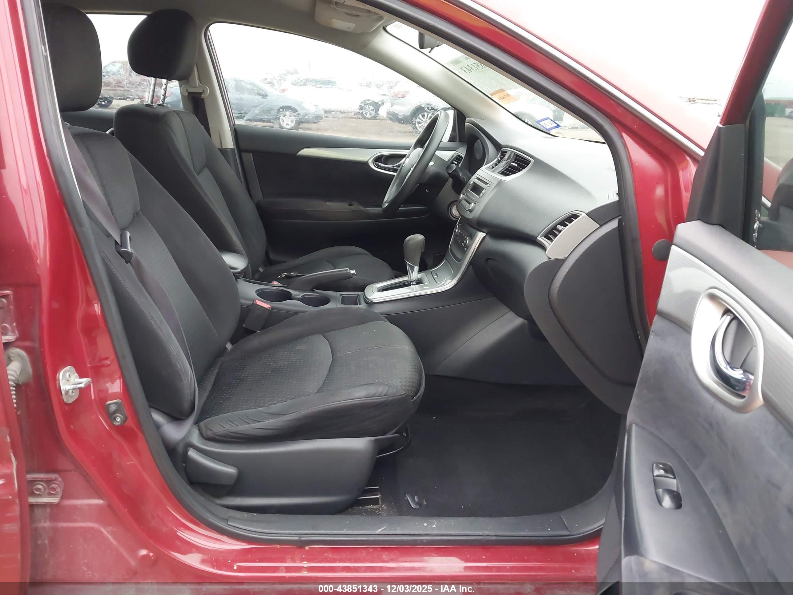 NISSAN SENTRA image 5