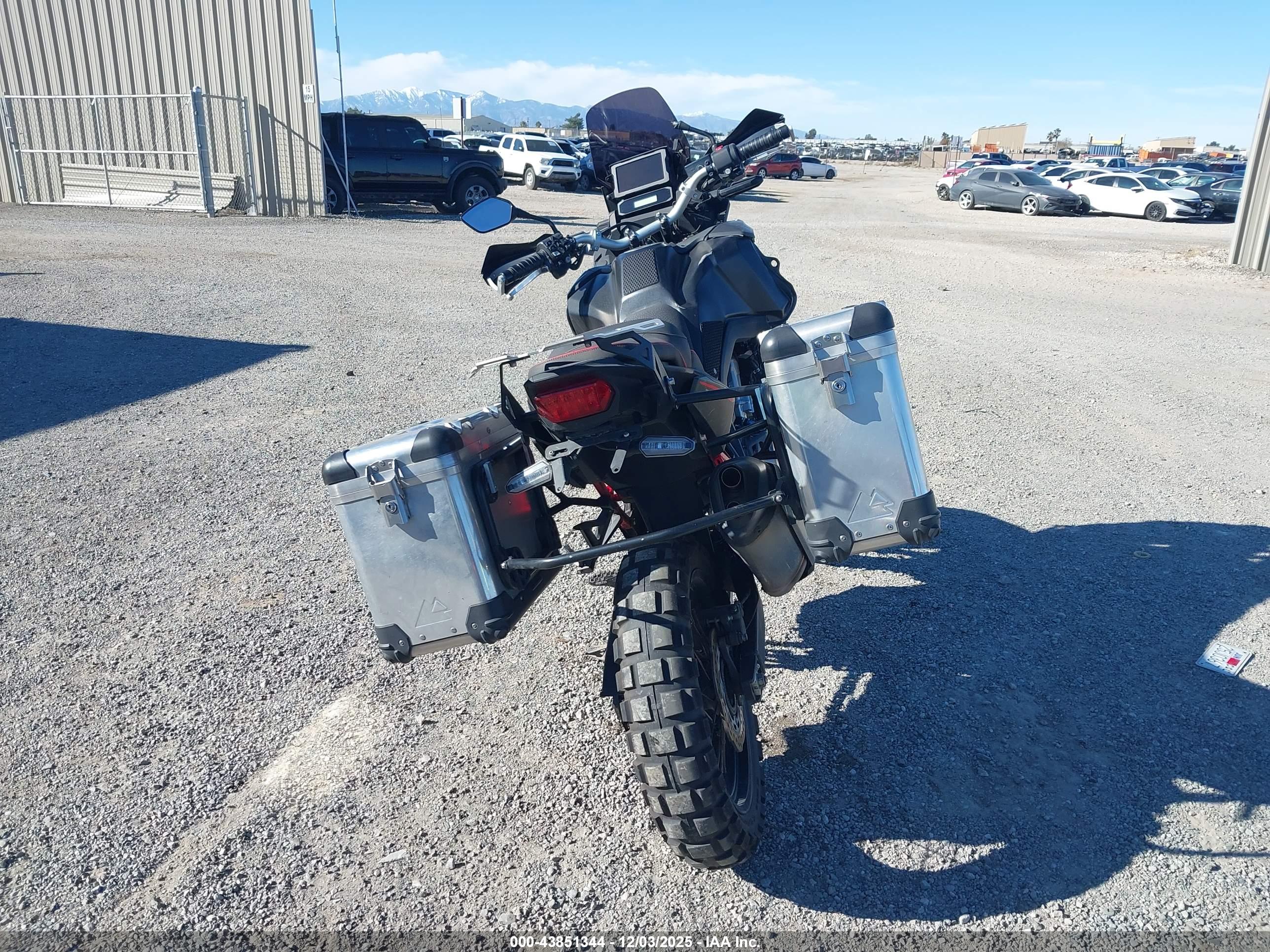 HONDA CRF1100 image 6