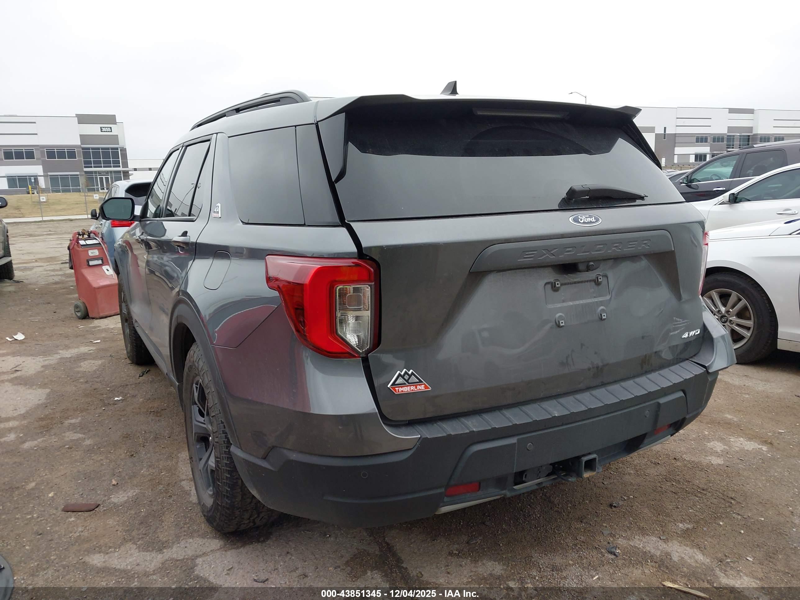 FORD EXPLORER image 3