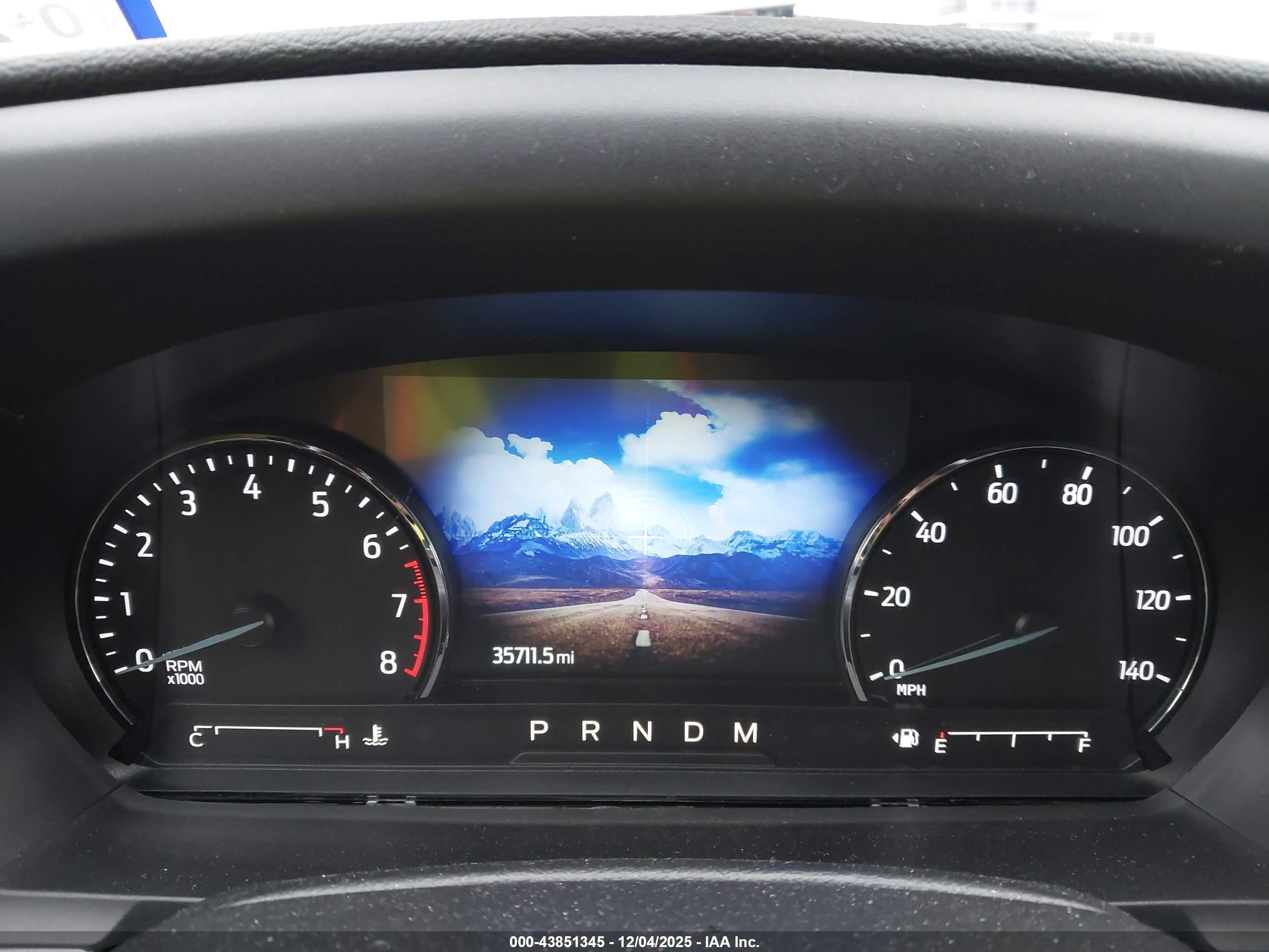 FORD EXPLORER image 7