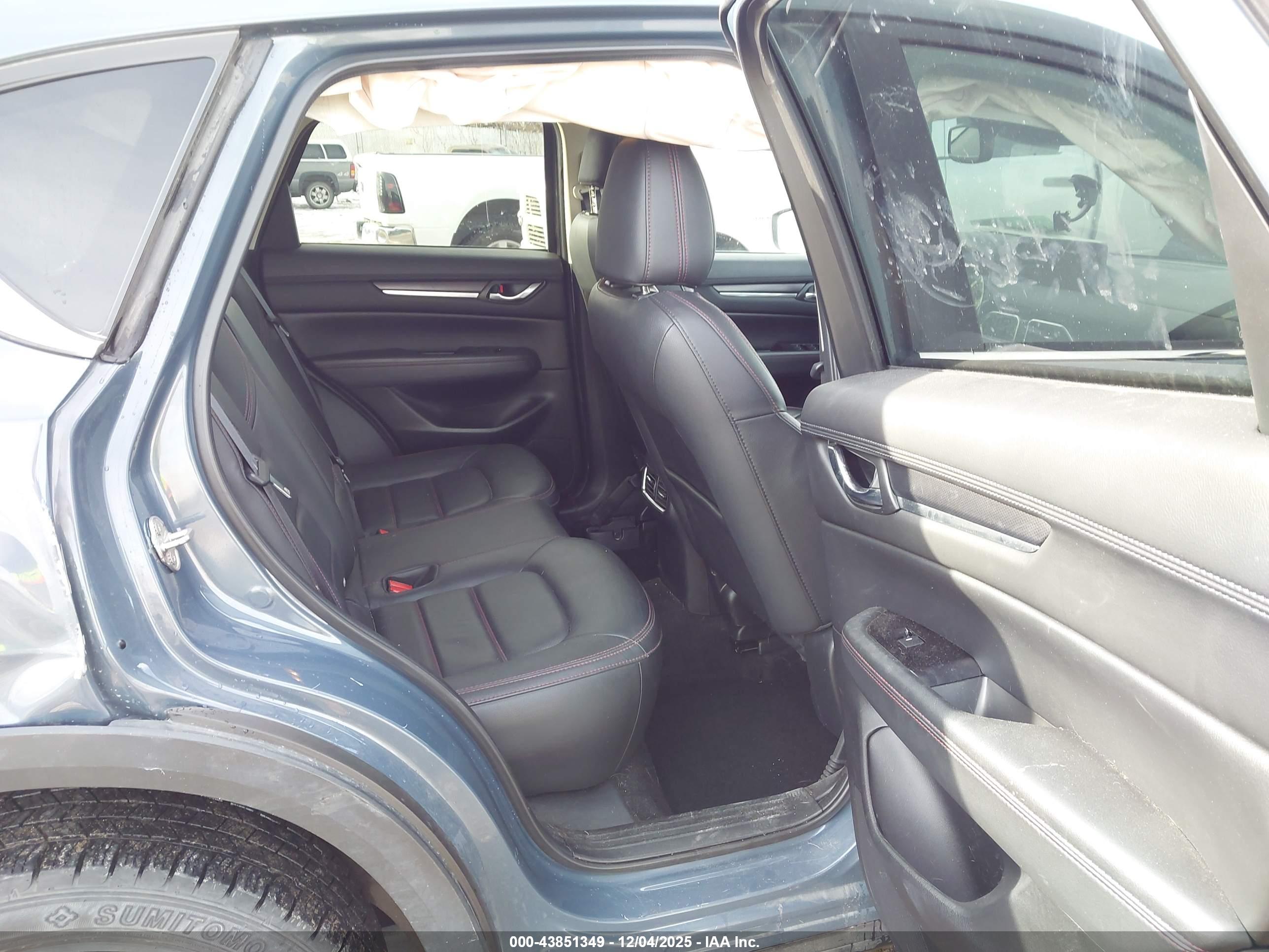 MAZDA CX-5 image 8