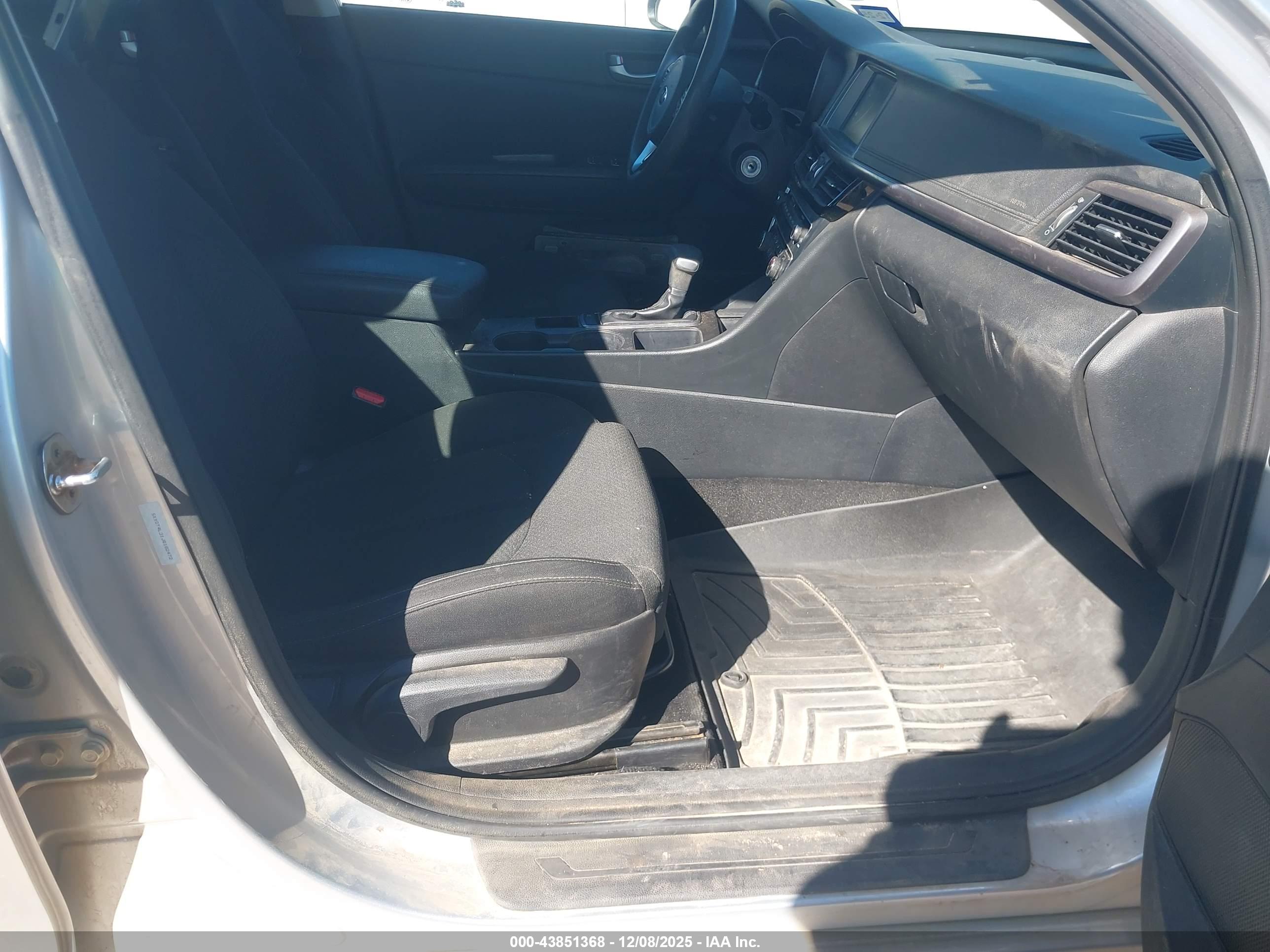 KIA OPTIMA image 5