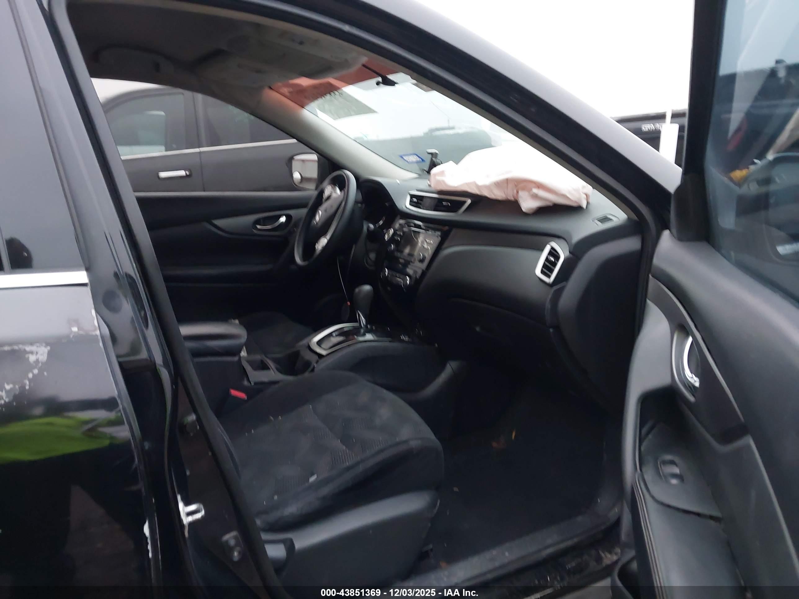 NISSAN ROGUE image 5