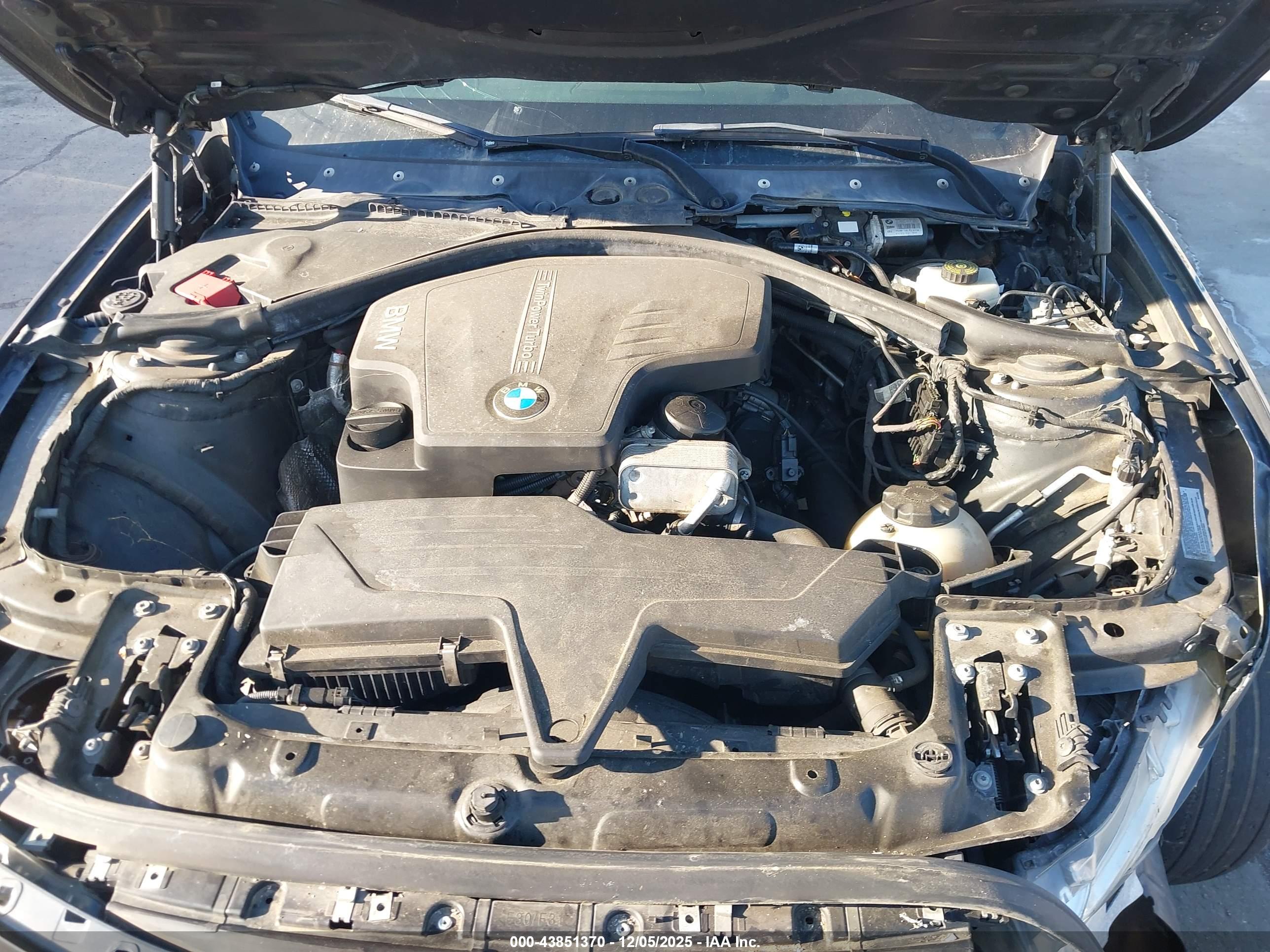 BMW 328I image 10