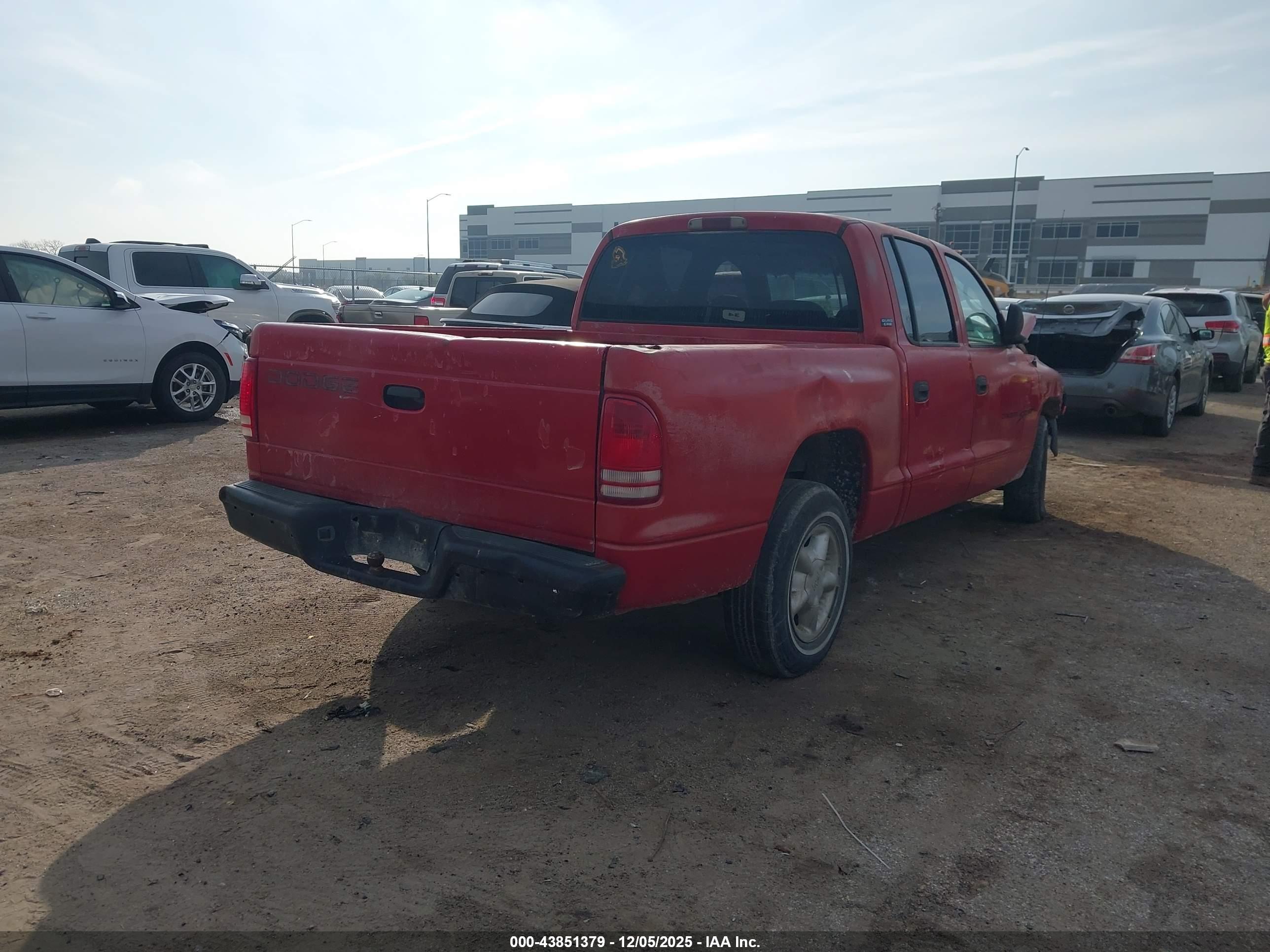 DODGE DAKOTA image 4