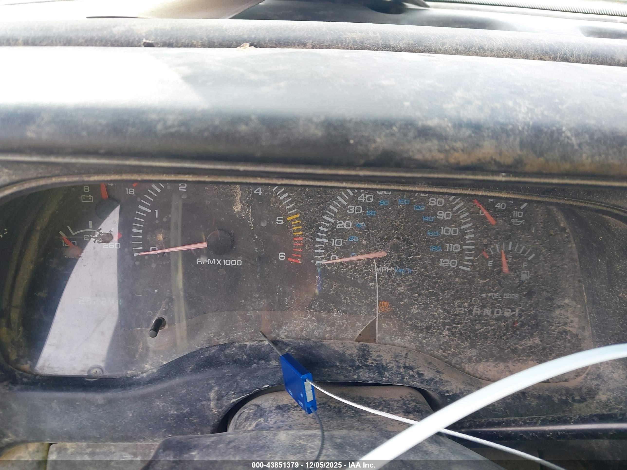 DODGE DAKOTA image 7