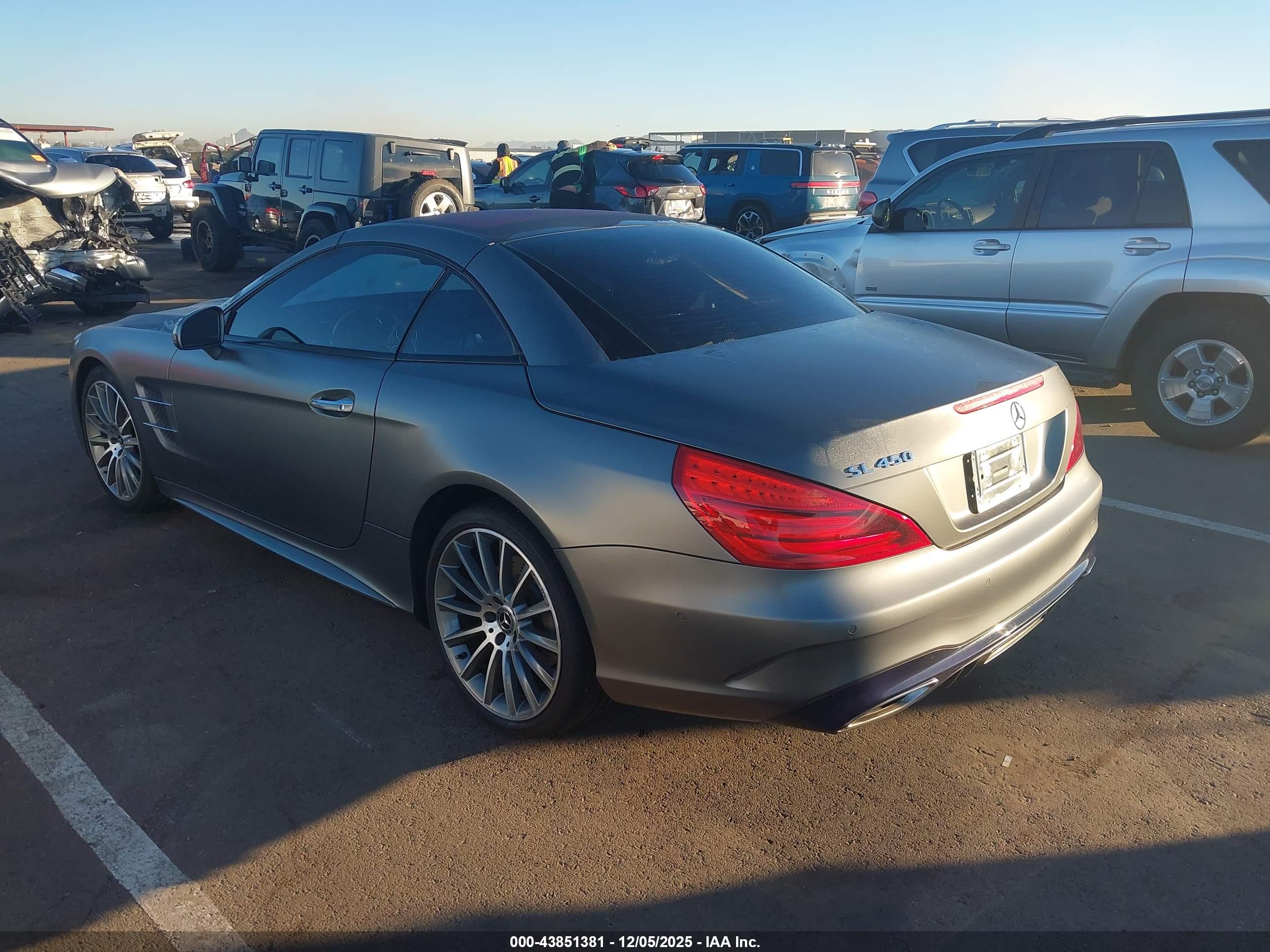 MERCEDES-BENZ SL image 3