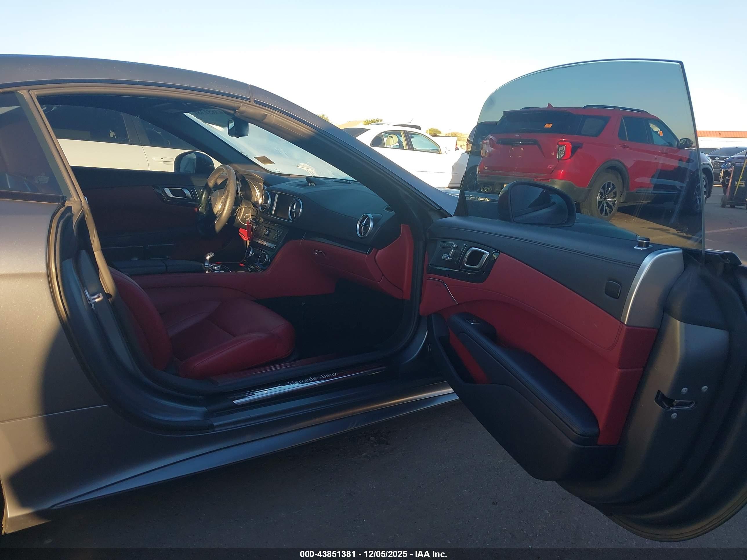 MERCEDES-BENZ SL image 5
