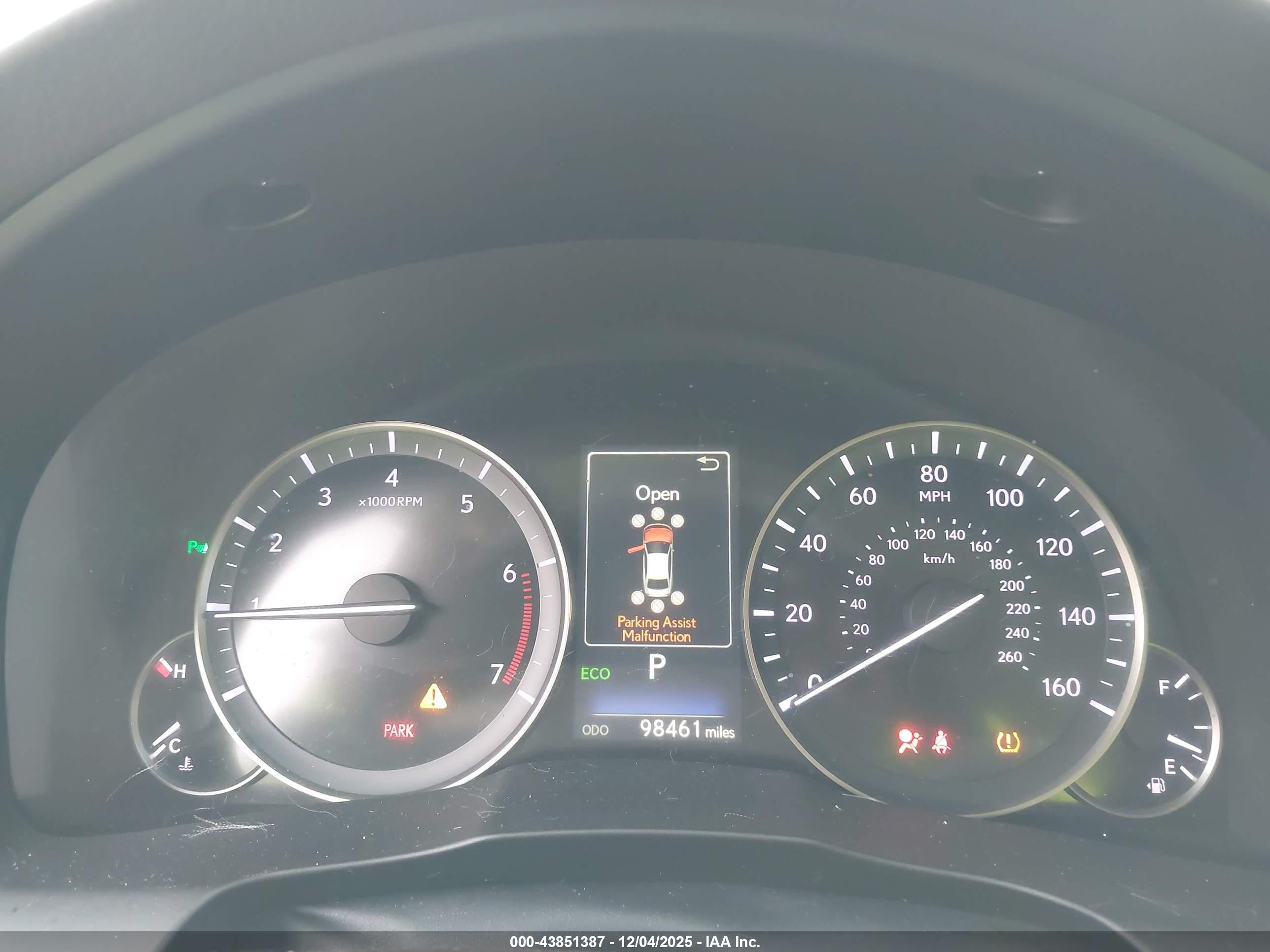 LEXUS ES image 7
