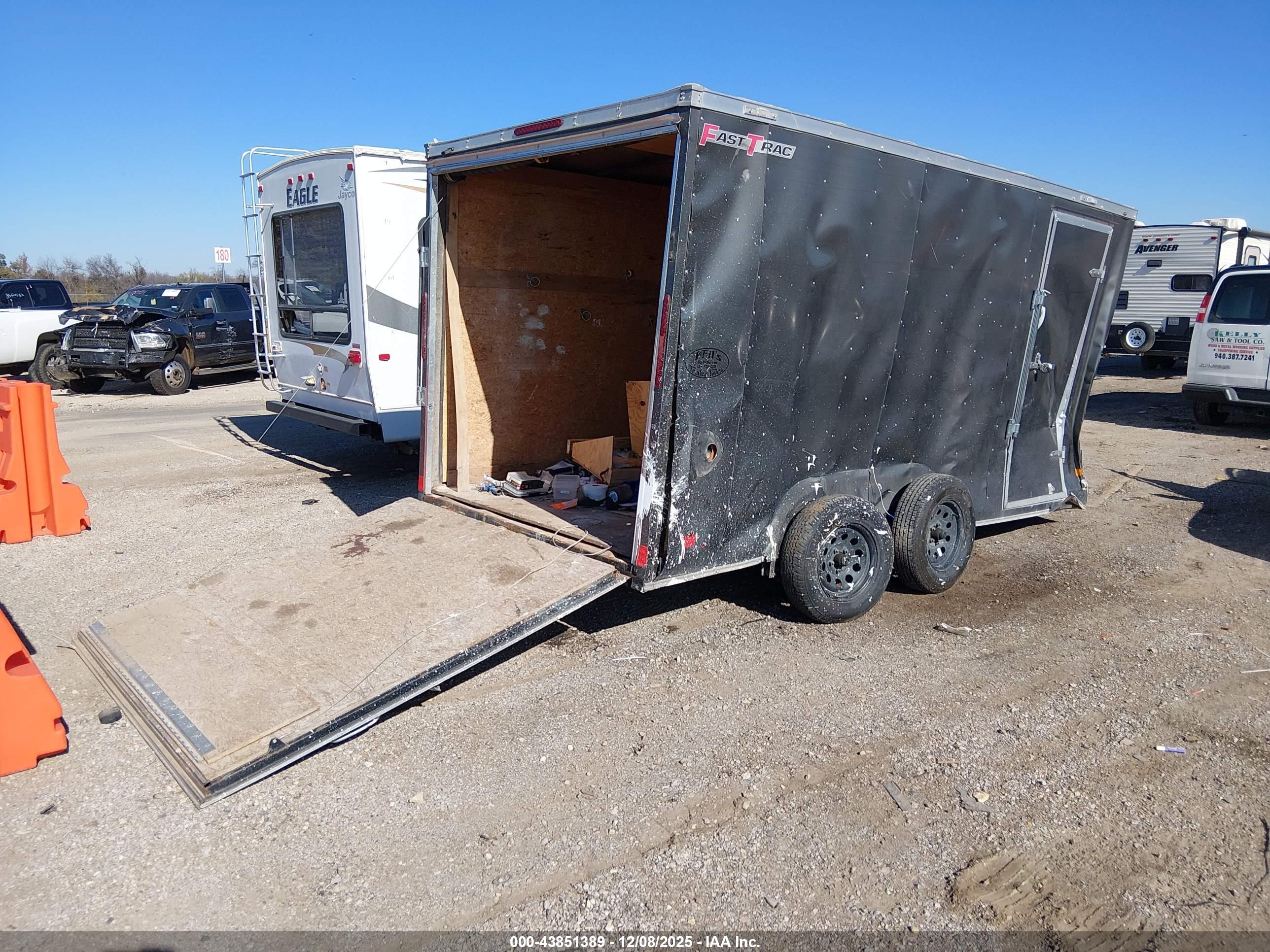 WELLS CARGO image 4