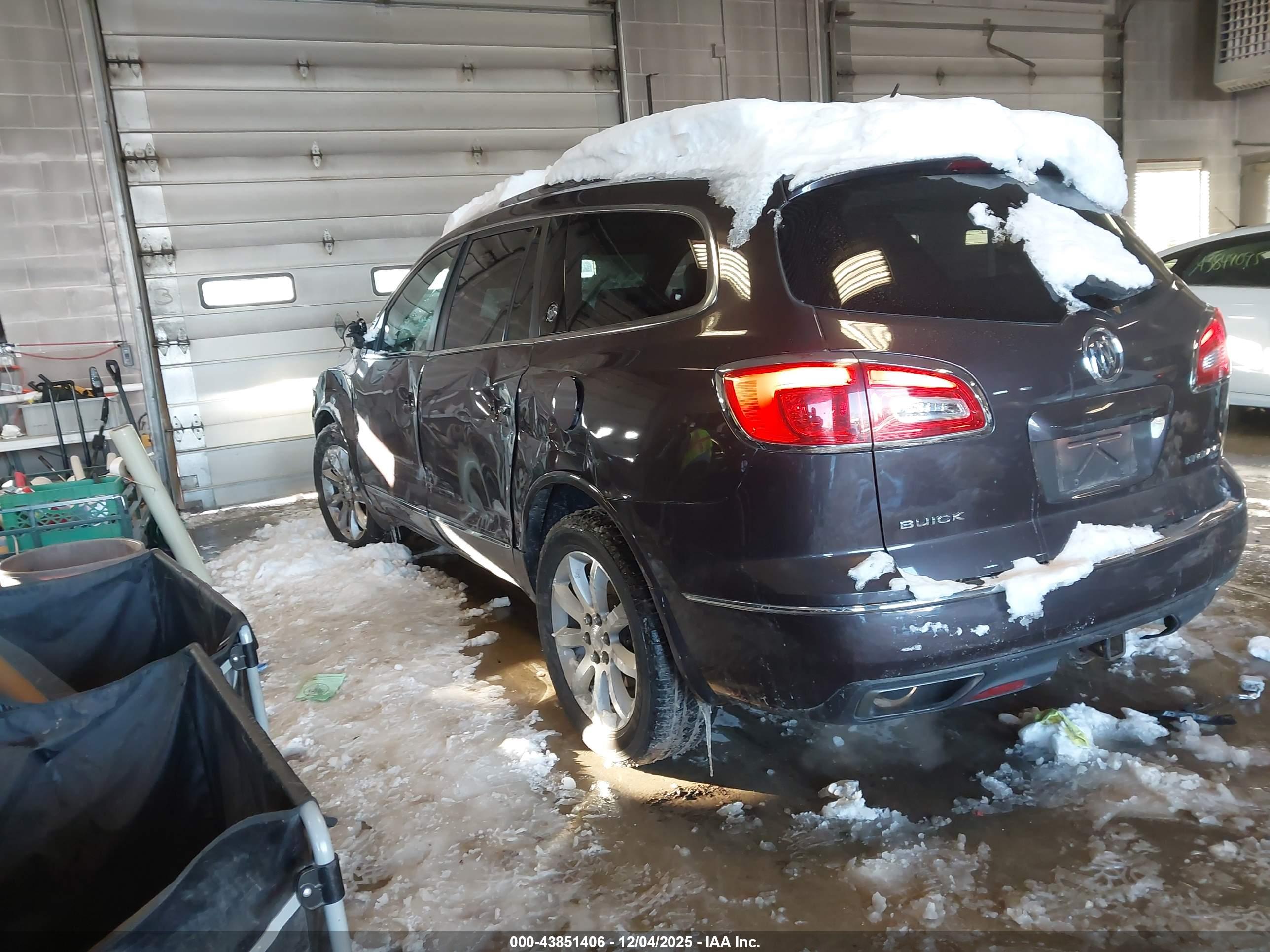 BUICK ENCLAVE image 3