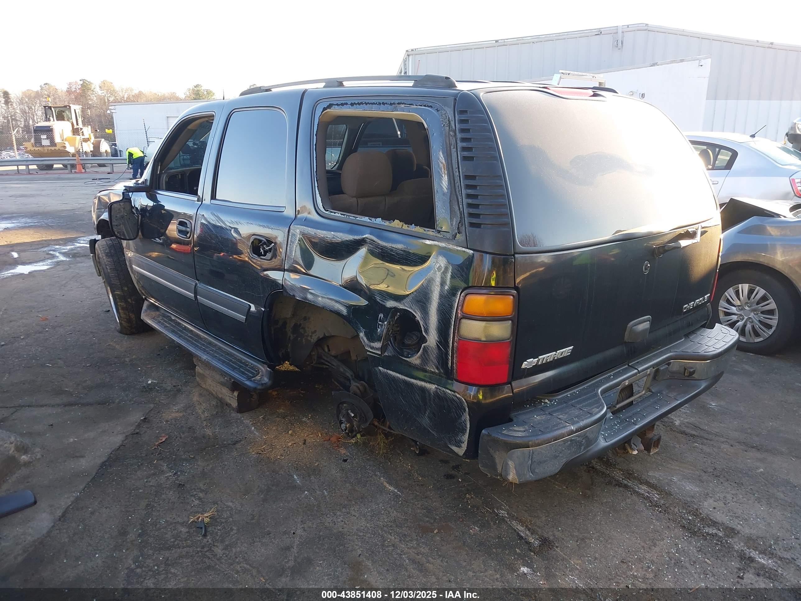 CHEVROLET TAHOE image 3