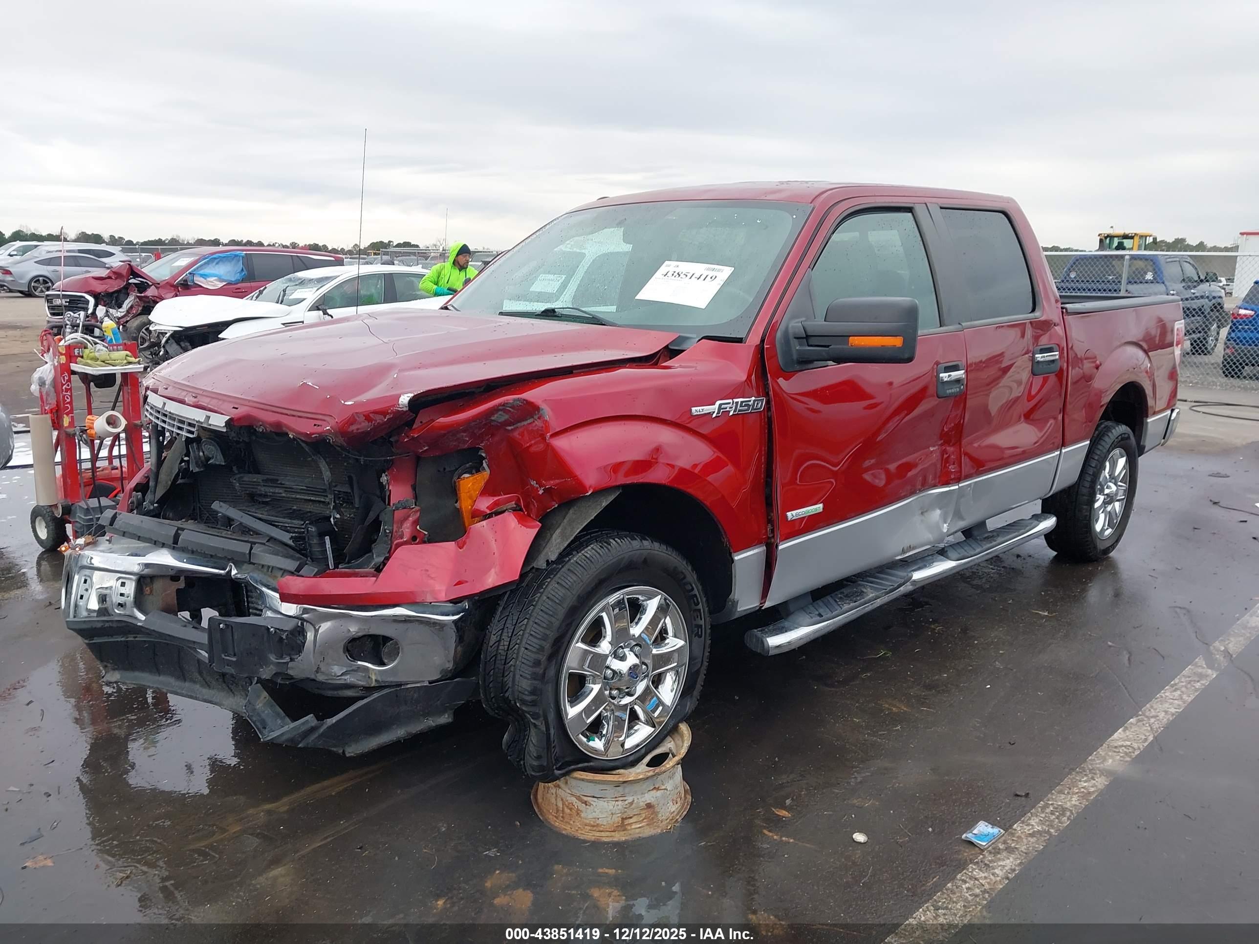 FORD F-150 image 2