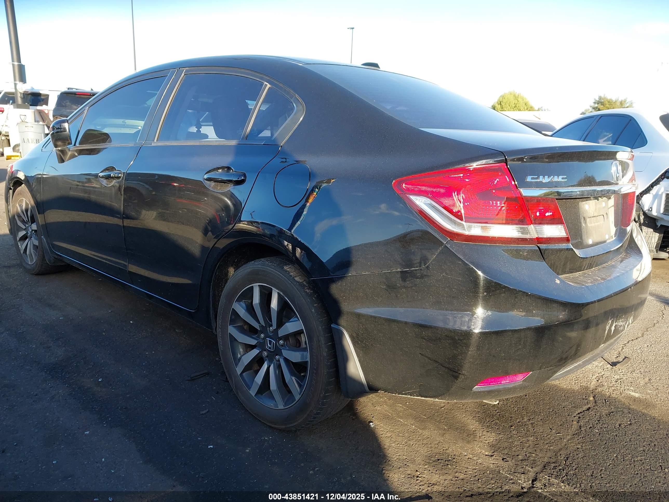 HONDA CIVIC image 3