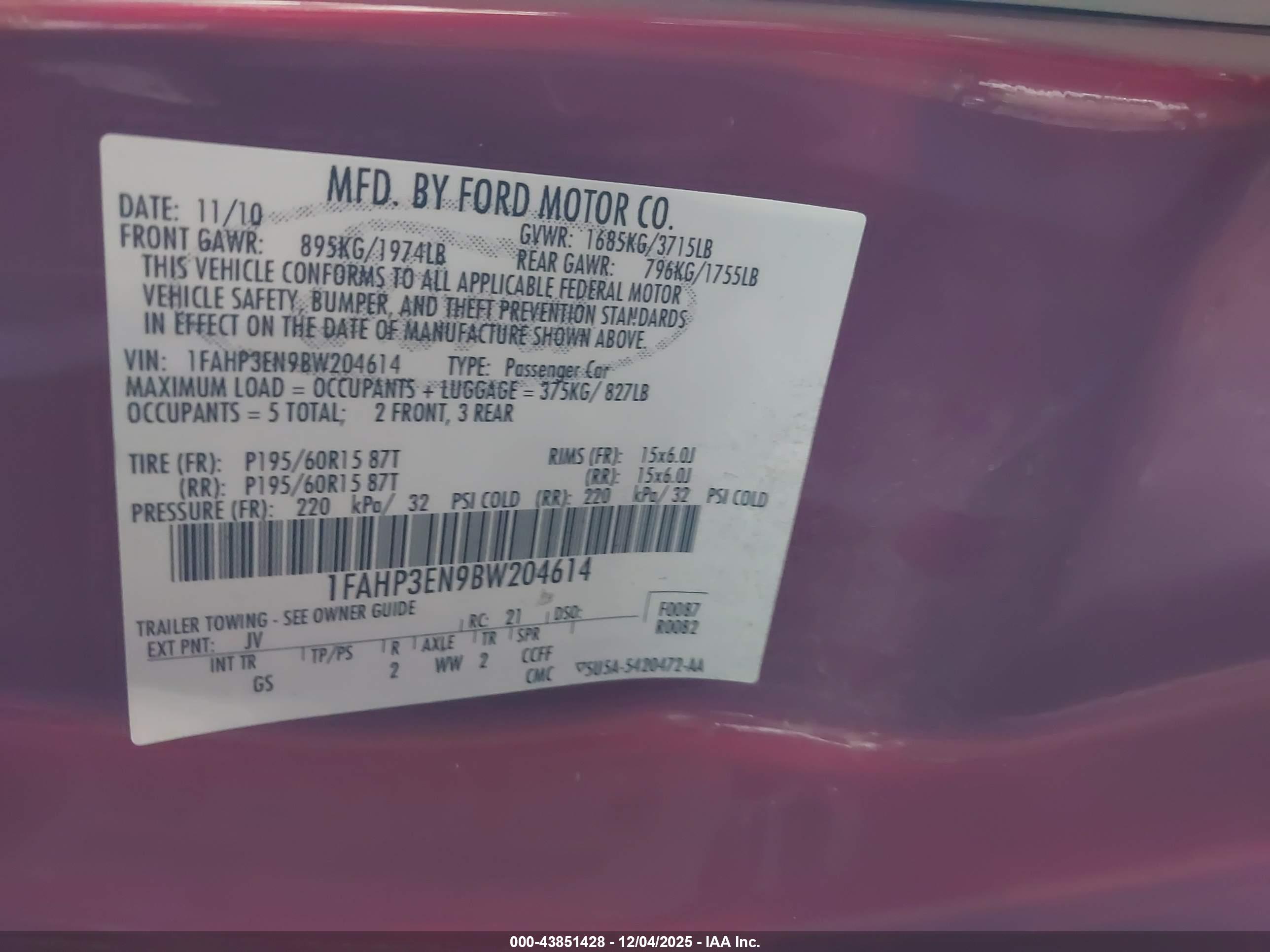 FORD FOCUS image 9