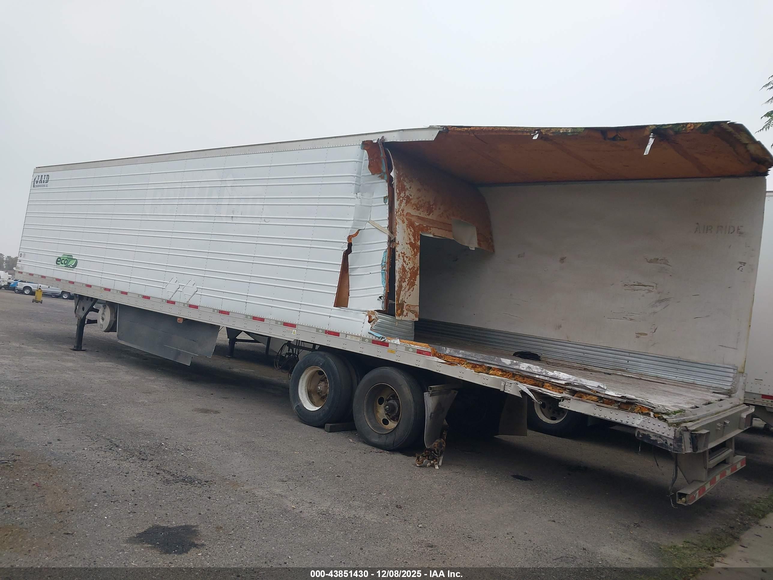 UTILITY TRAILER image 3