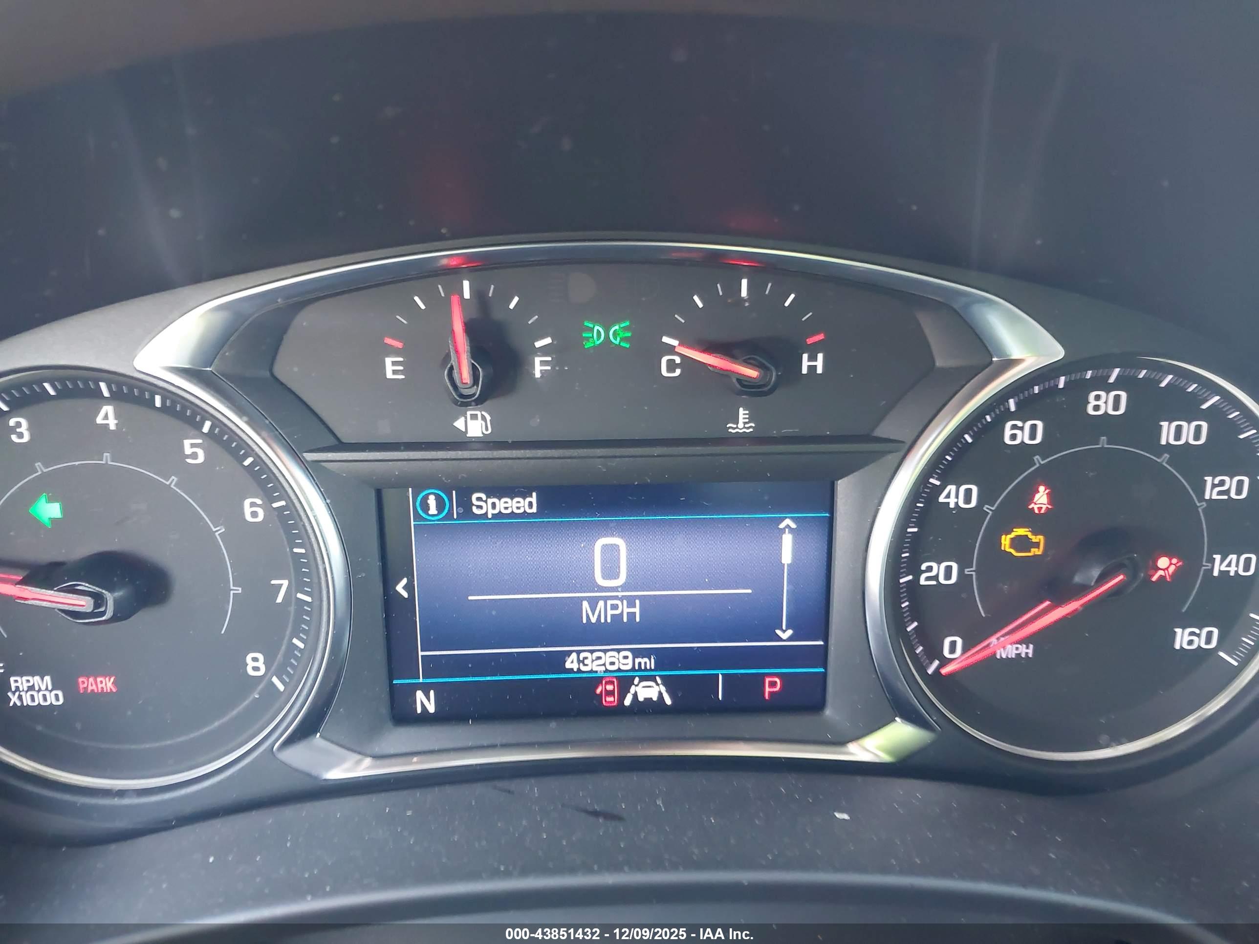 GMC TERRAIN image 7