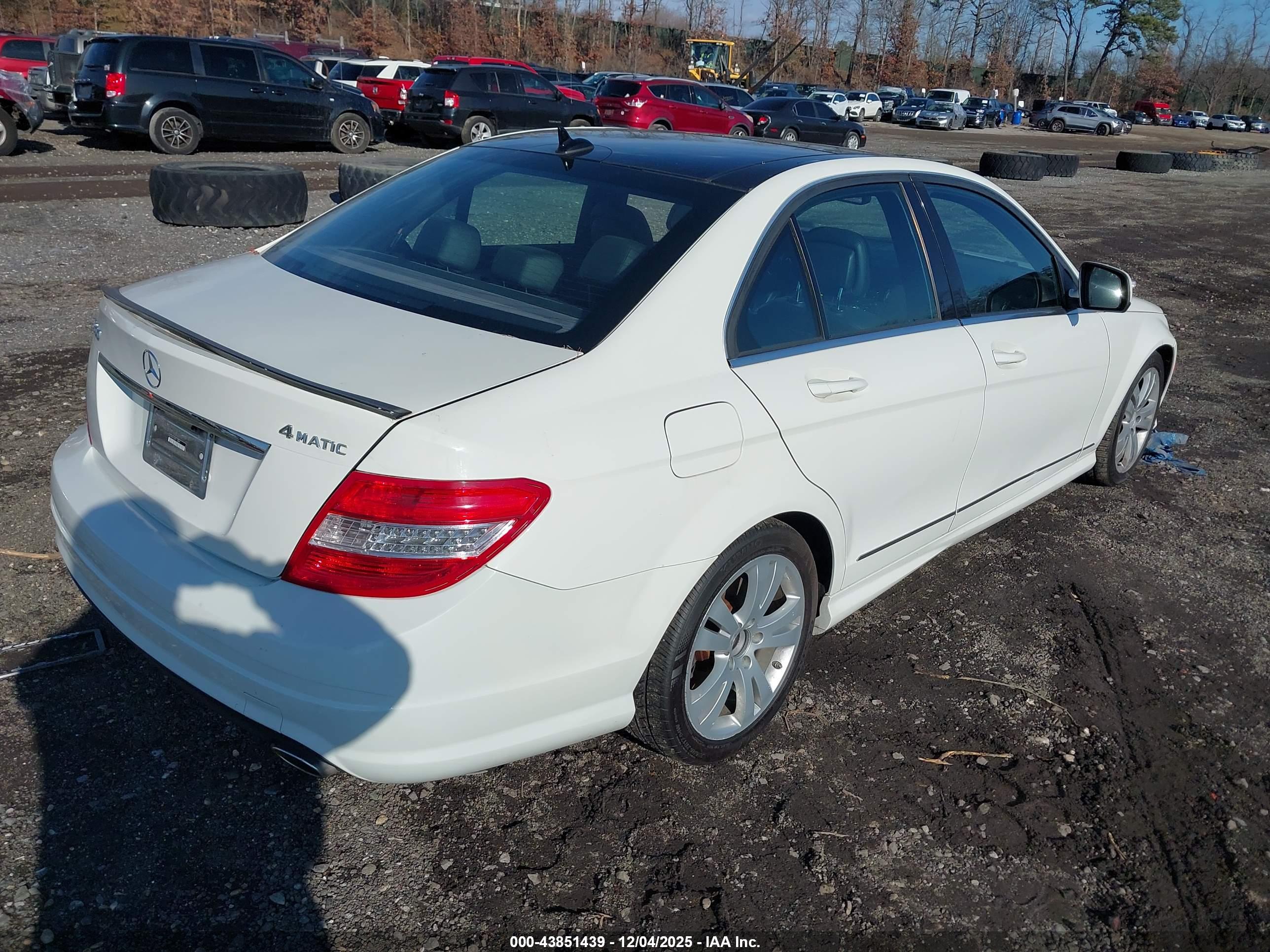 MERCEDES-BENZ C image 4
