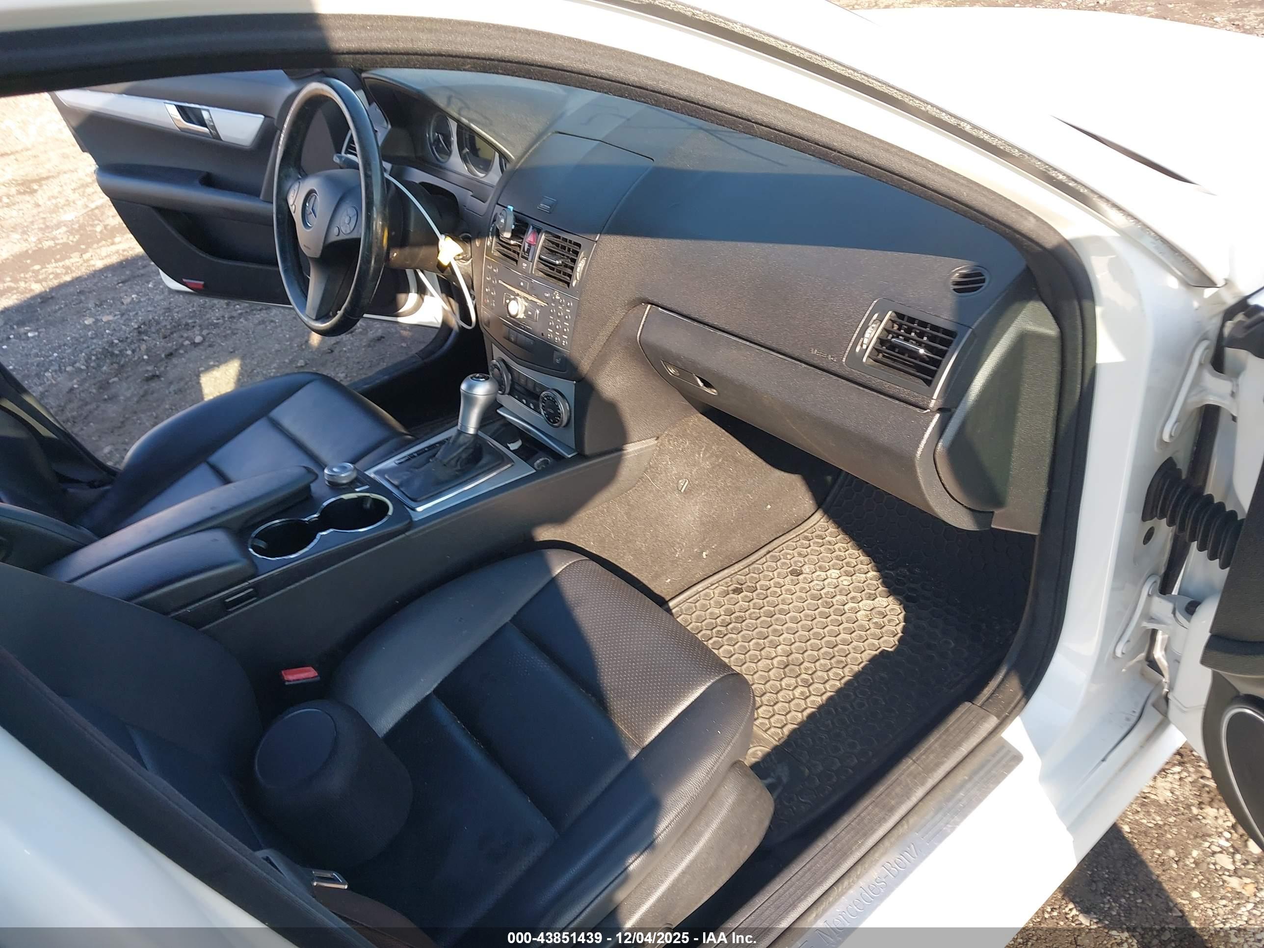 MERCEDES-BENZ C image 5