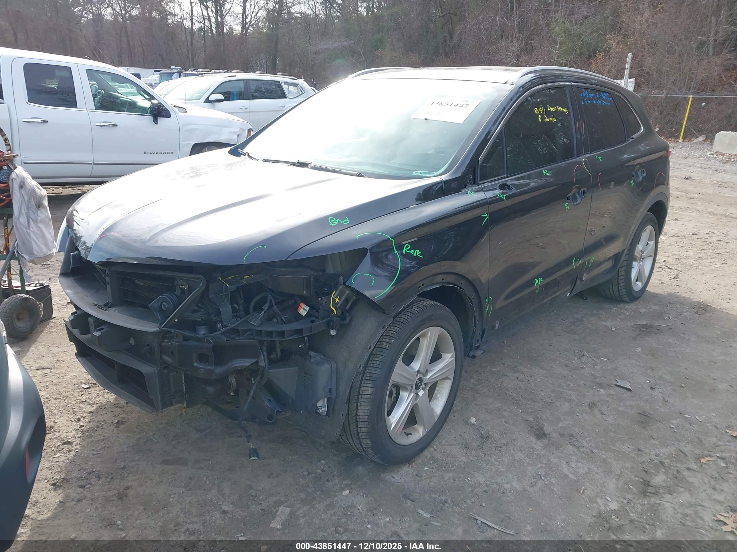 LINCOLN MKC image 2