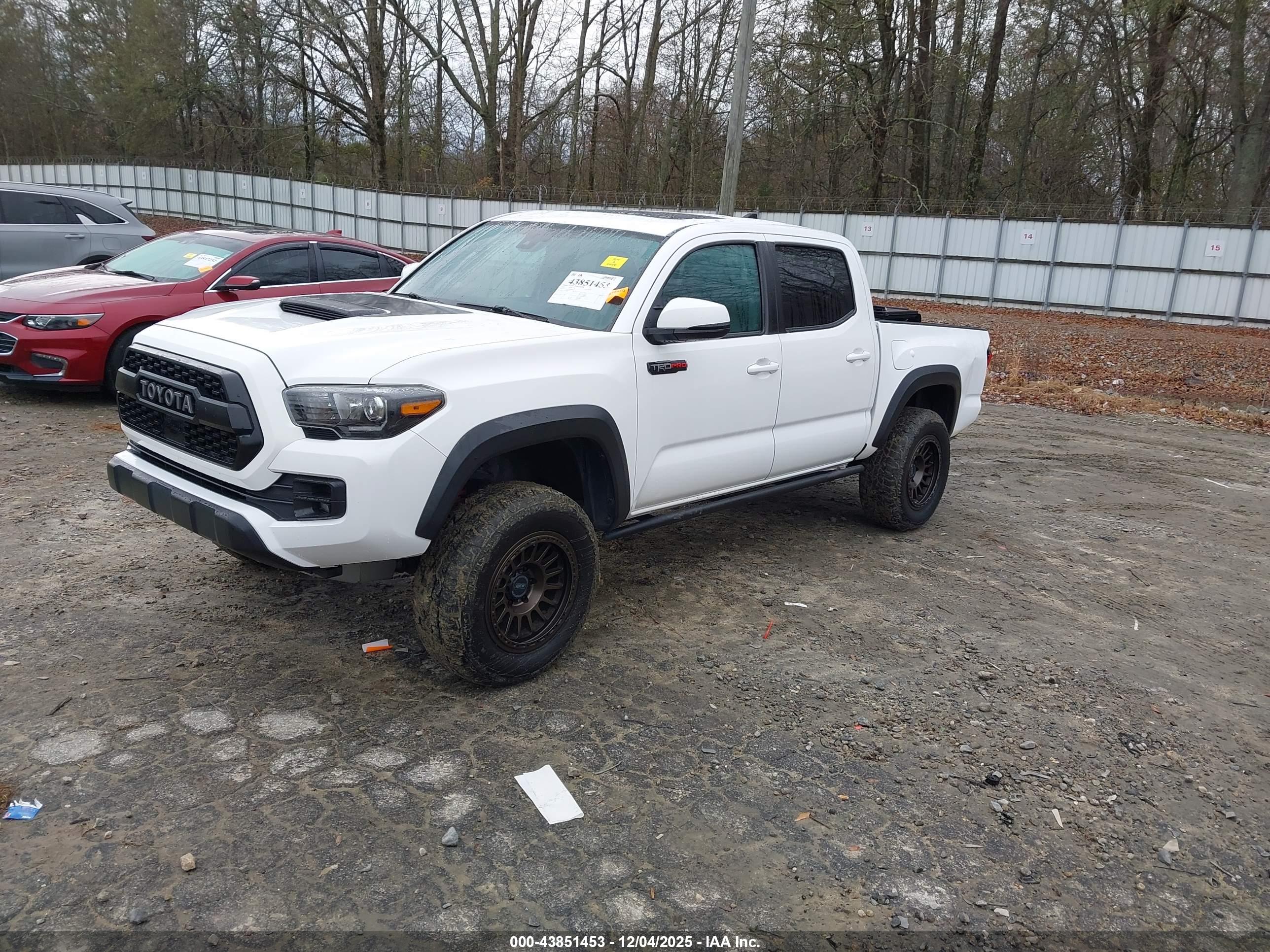 TOYOTA TACOMA image 2