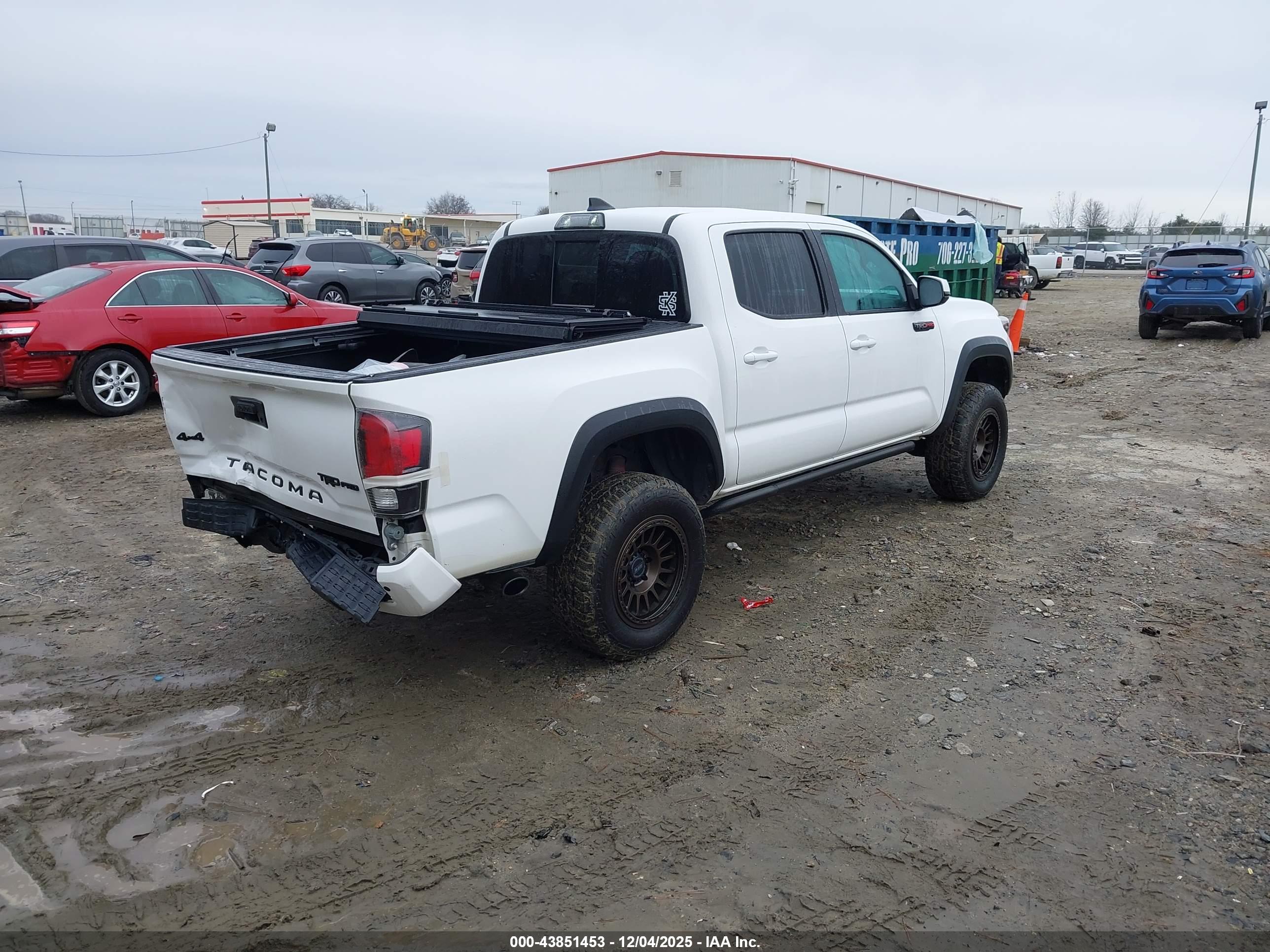 TOYOTA TACOMA image 4