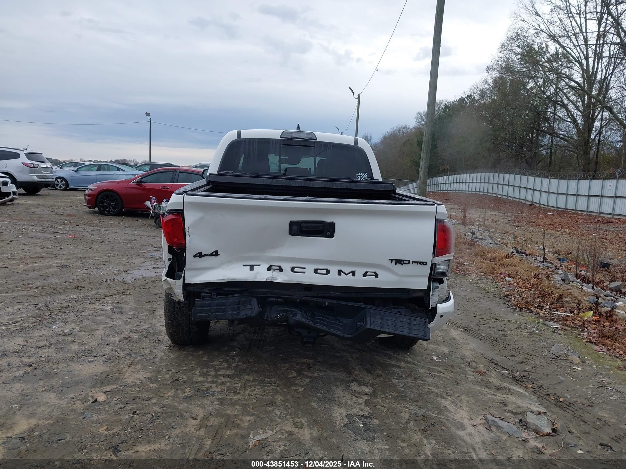 TOYOTA TACOMA image 6