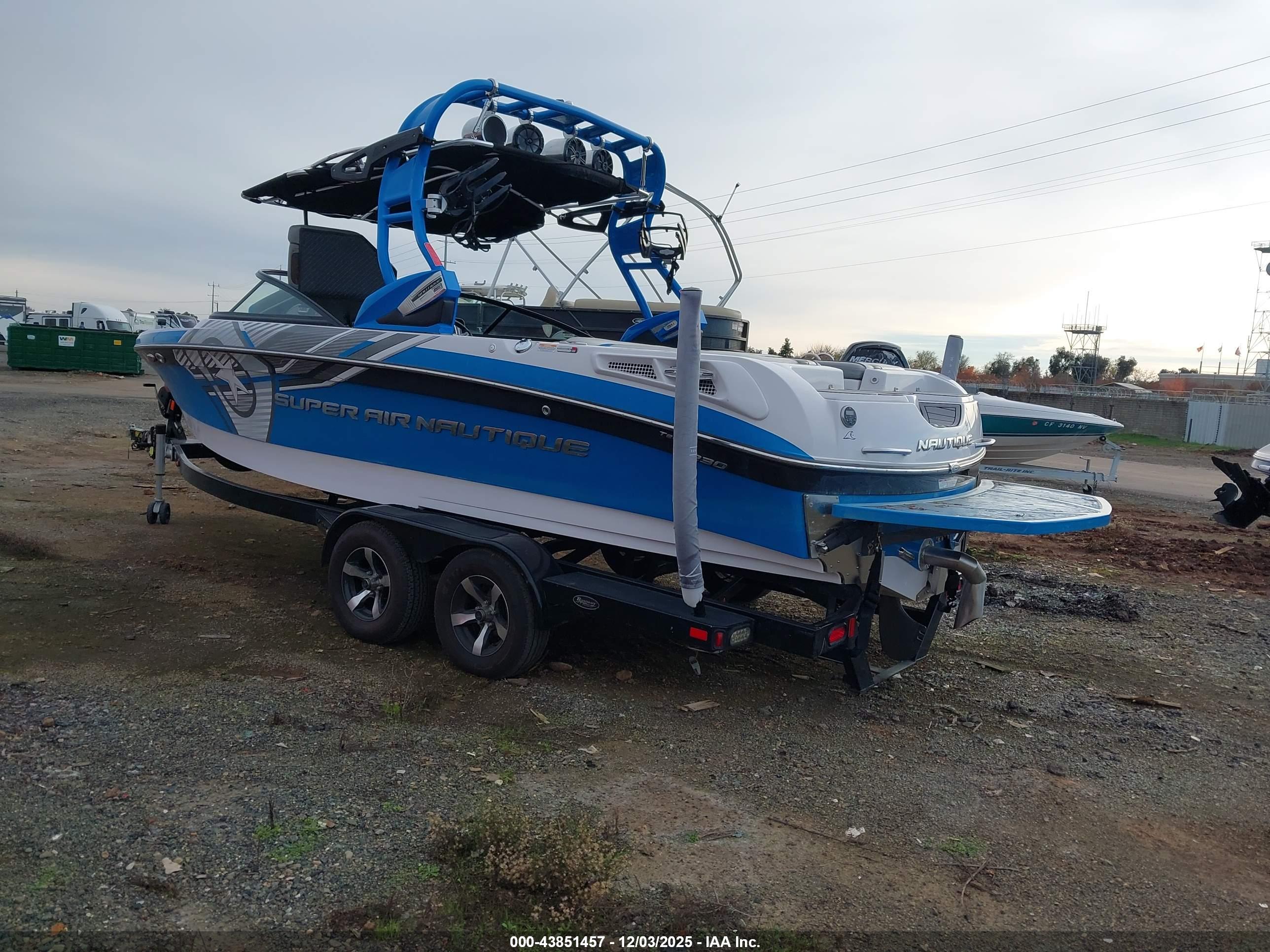 NAUTIQUE SUPER image 3