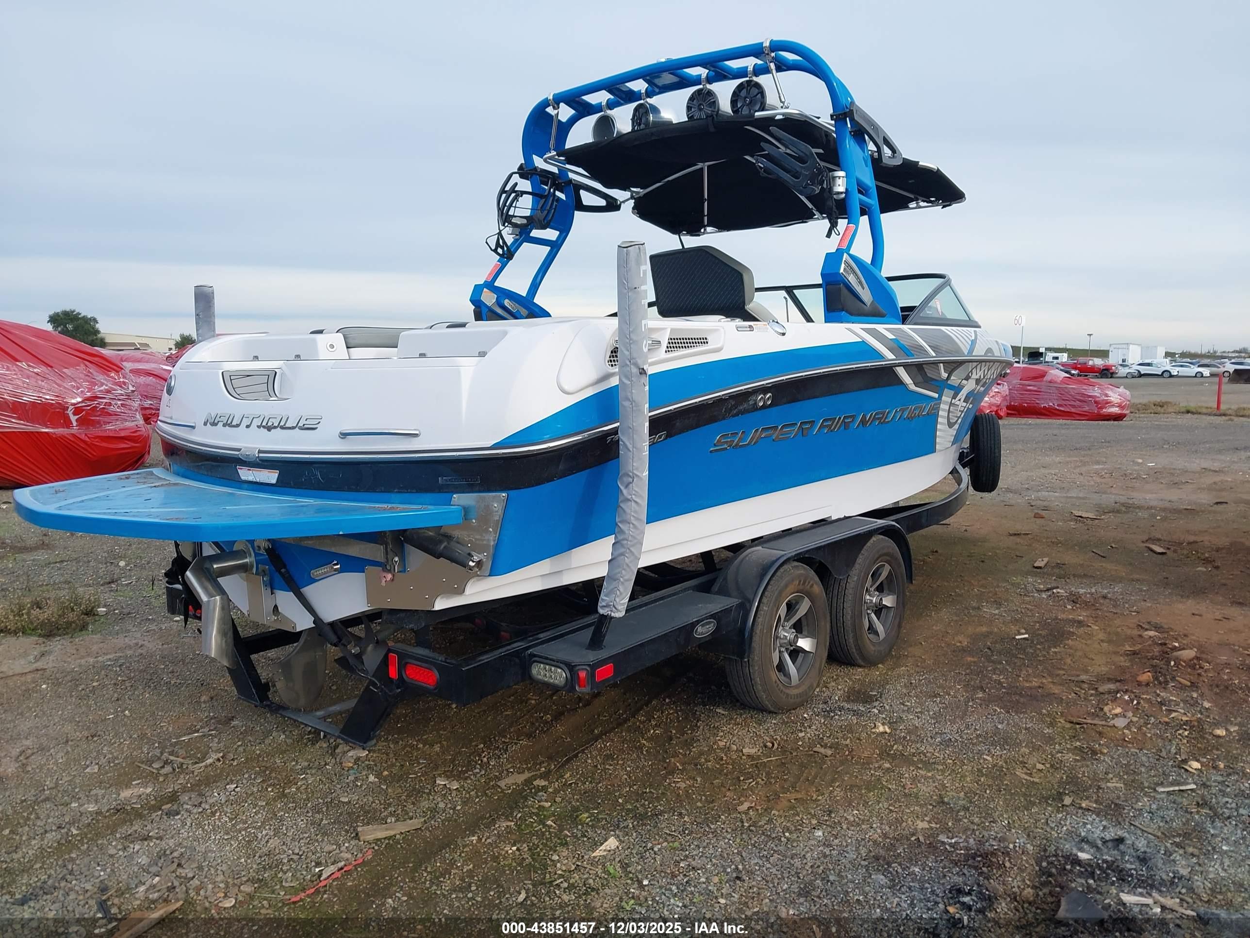 NAUTIQUE SUPER image 4