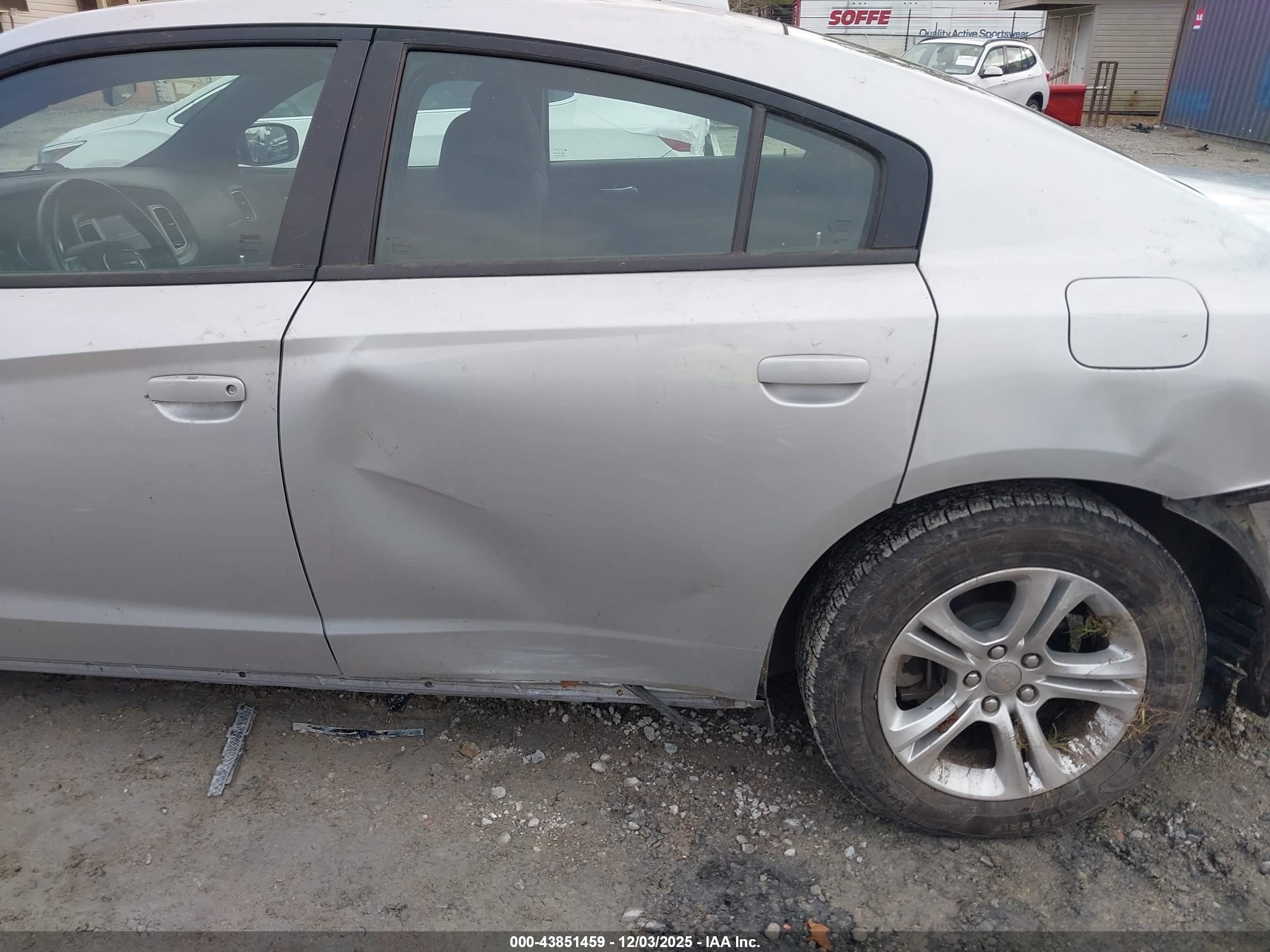 DODGE CHARGER image 6