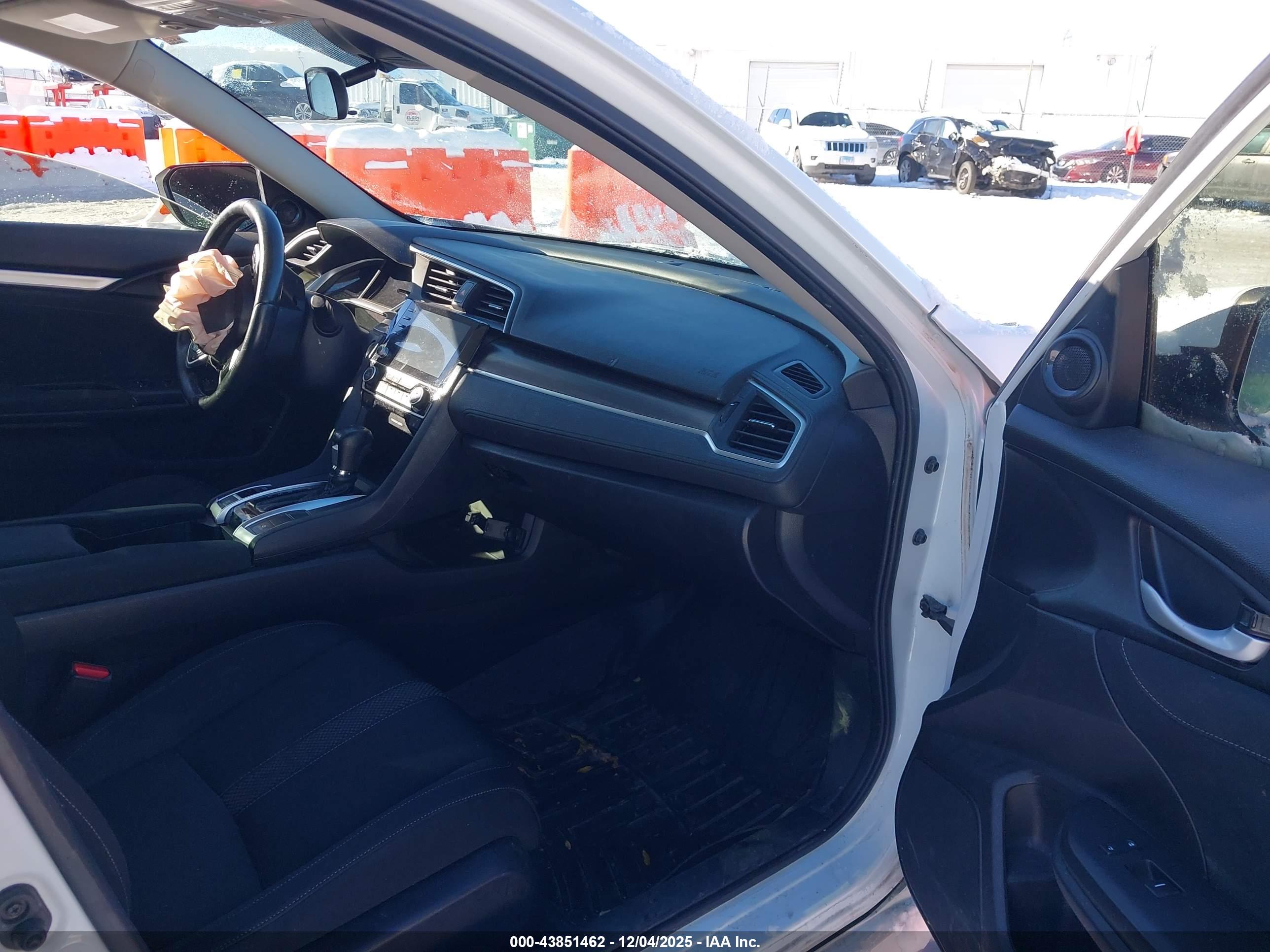 HONDA CIVIC image 5