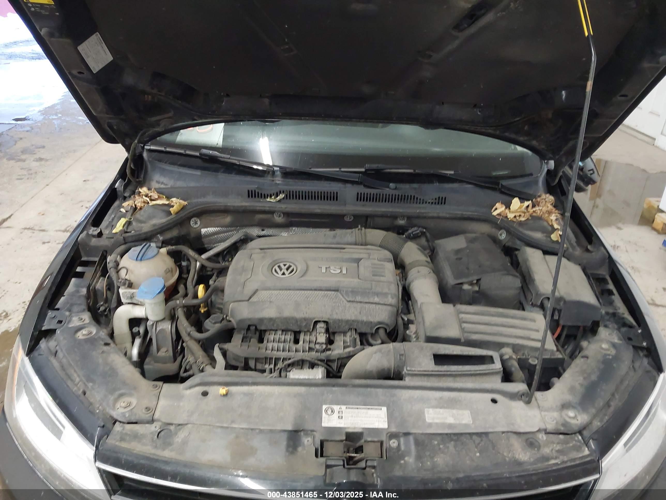 VOLKSWAGEN JETTA image 10