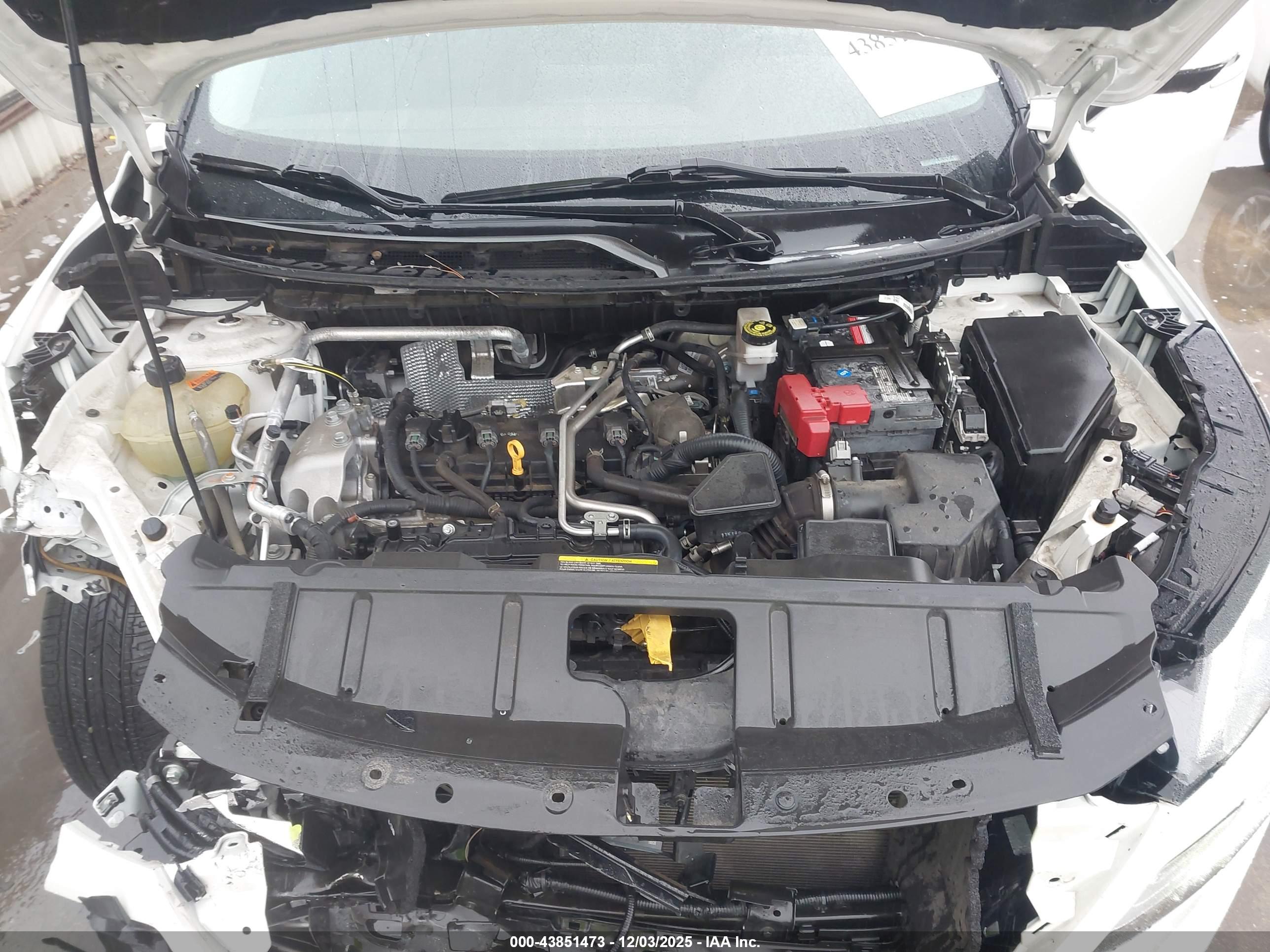 NISSAN ROGUE image 10
