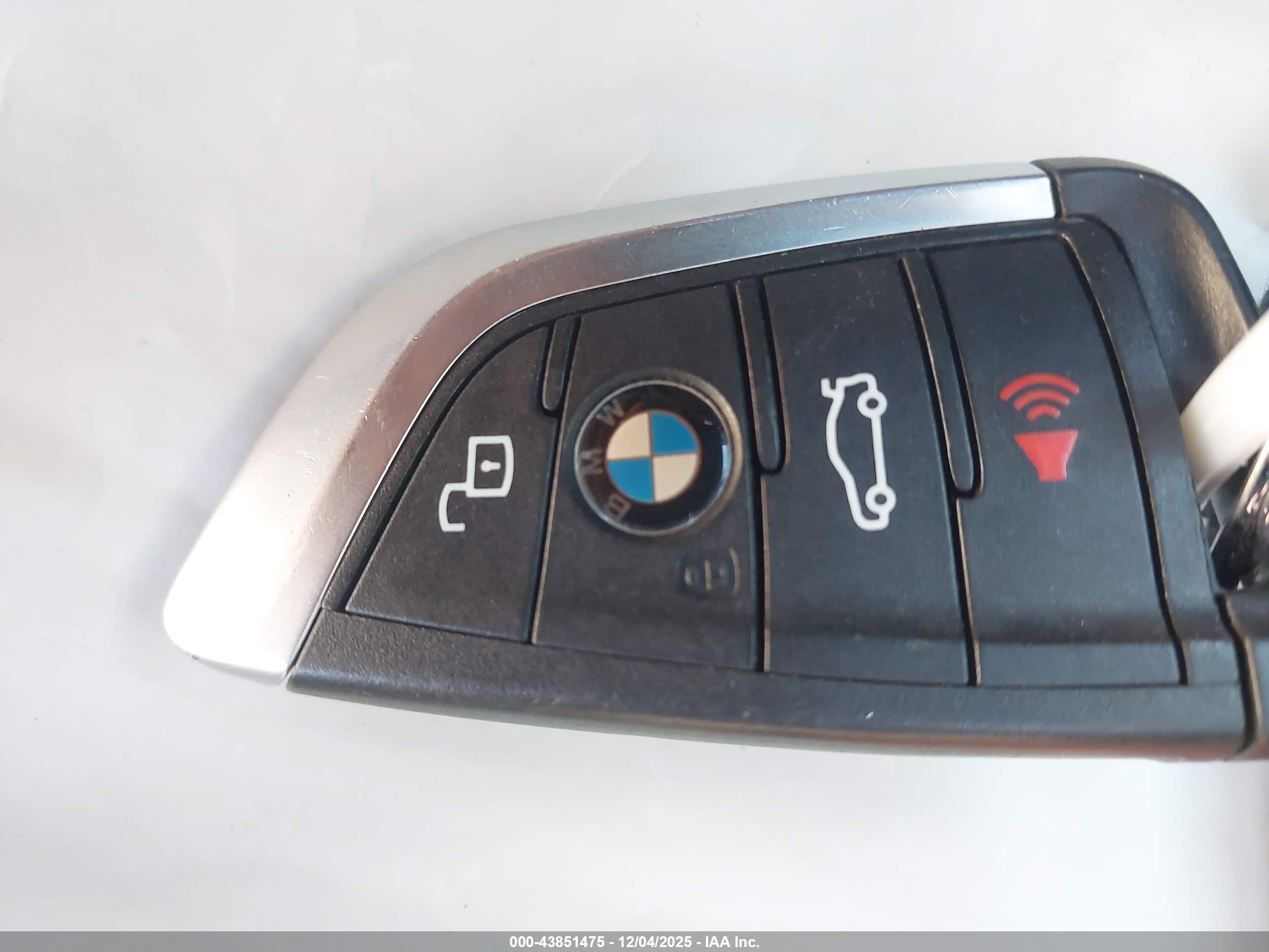 BMW M340I image 11