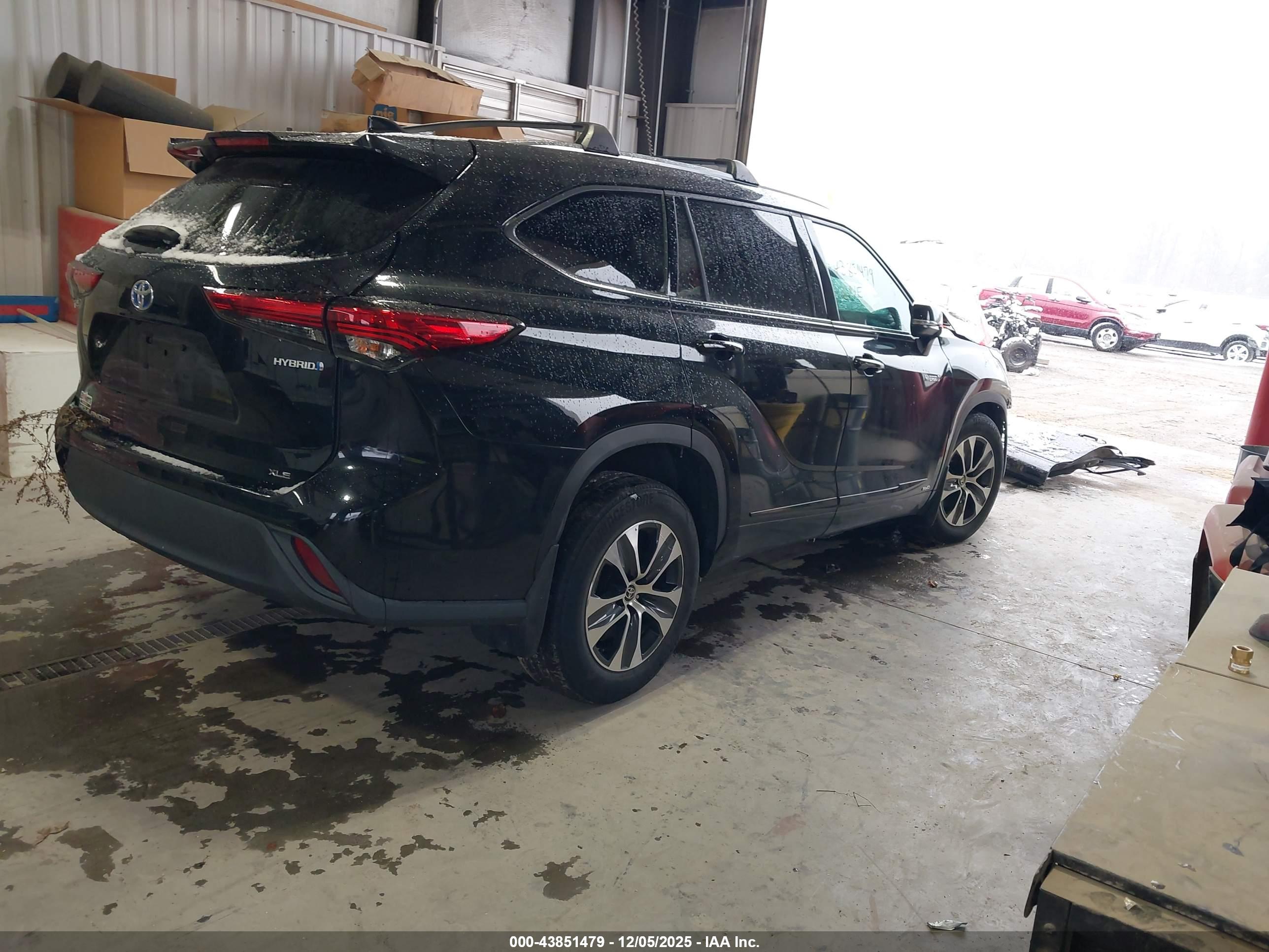 TOYOTA HIGHLANDER image 4