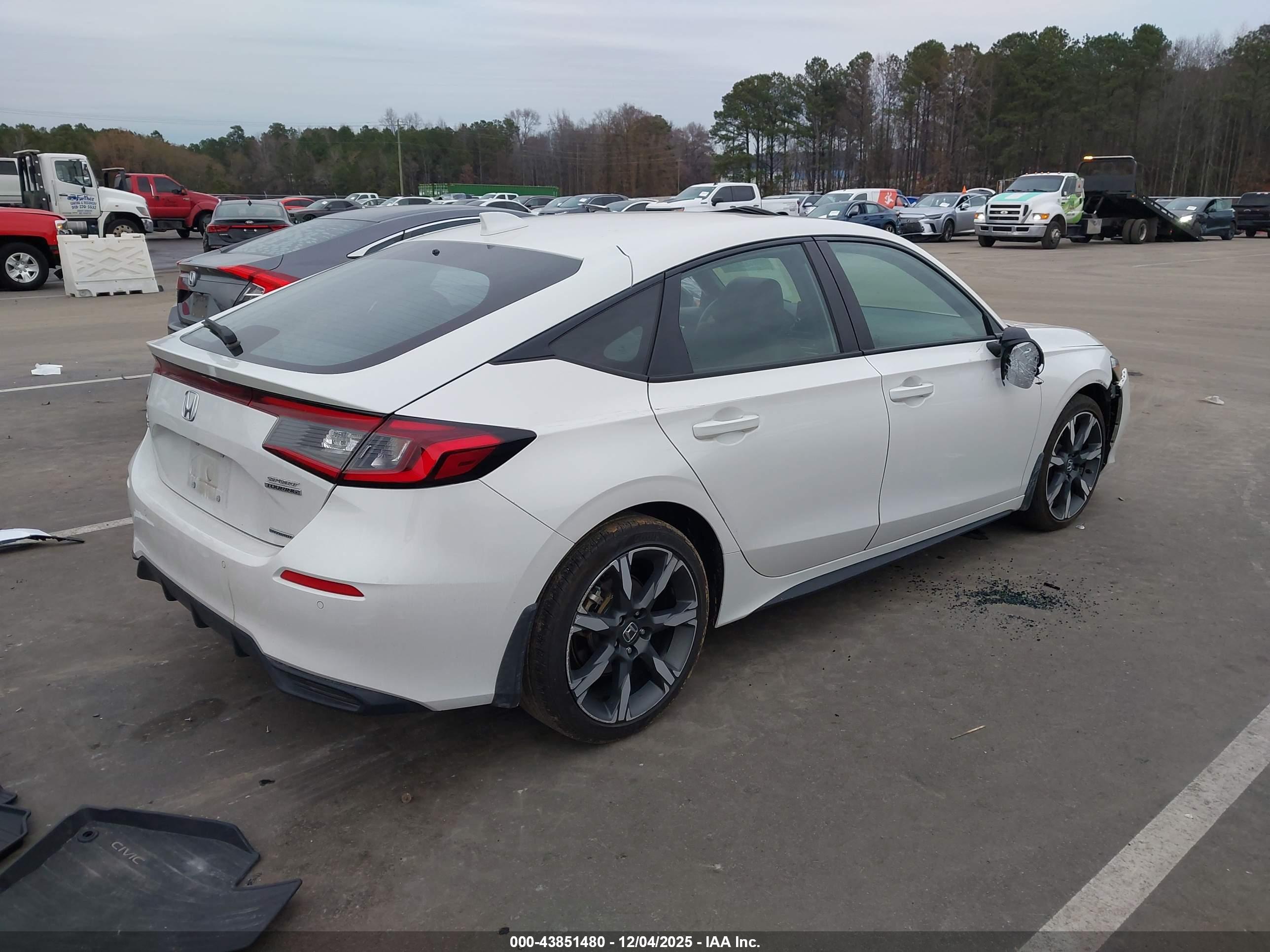 HONDA CIVIC image 4