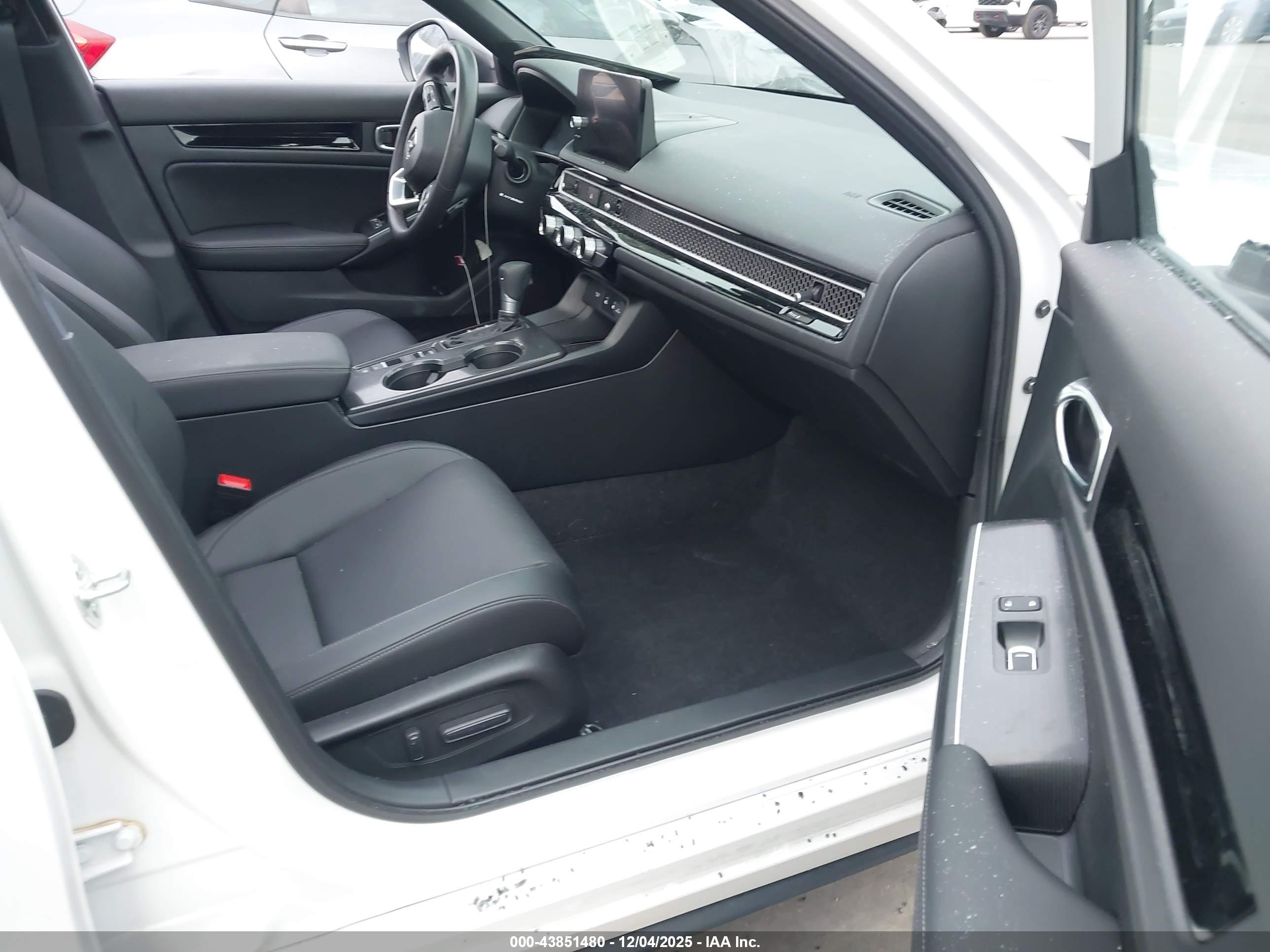 HONDA CIVIC image 5