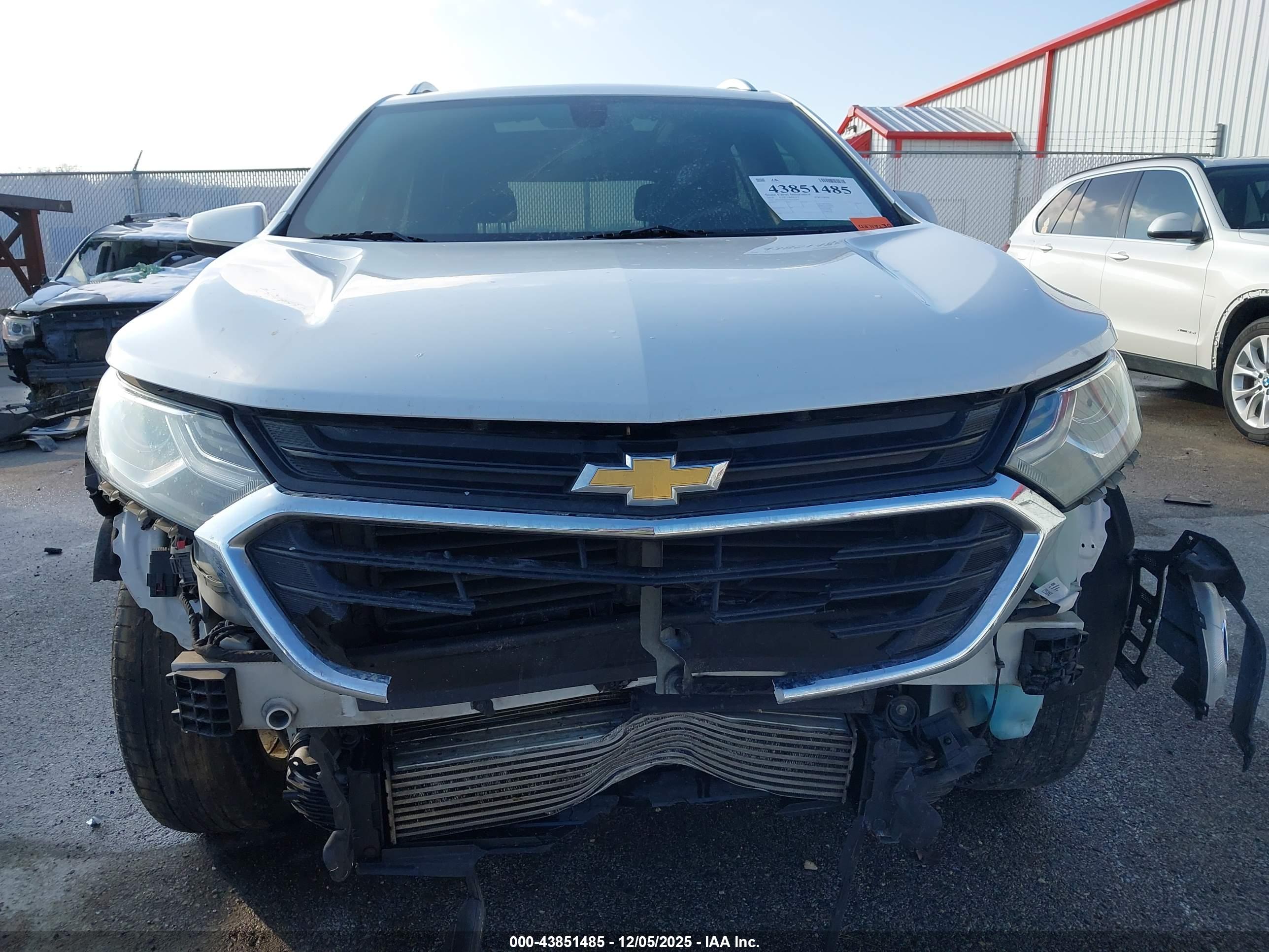 CHEVROLET EQUINOX image 6