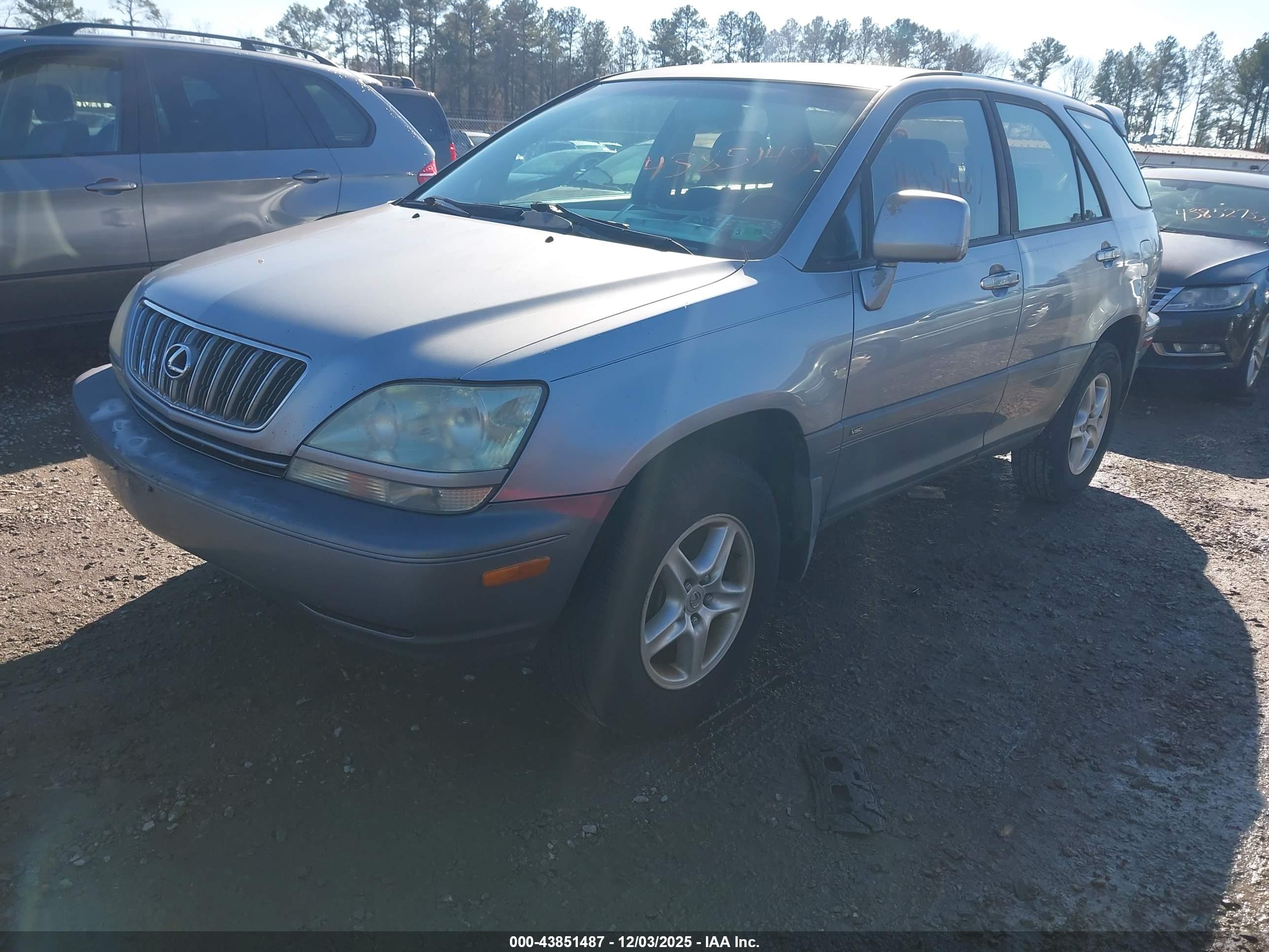LEXUS RX image 2