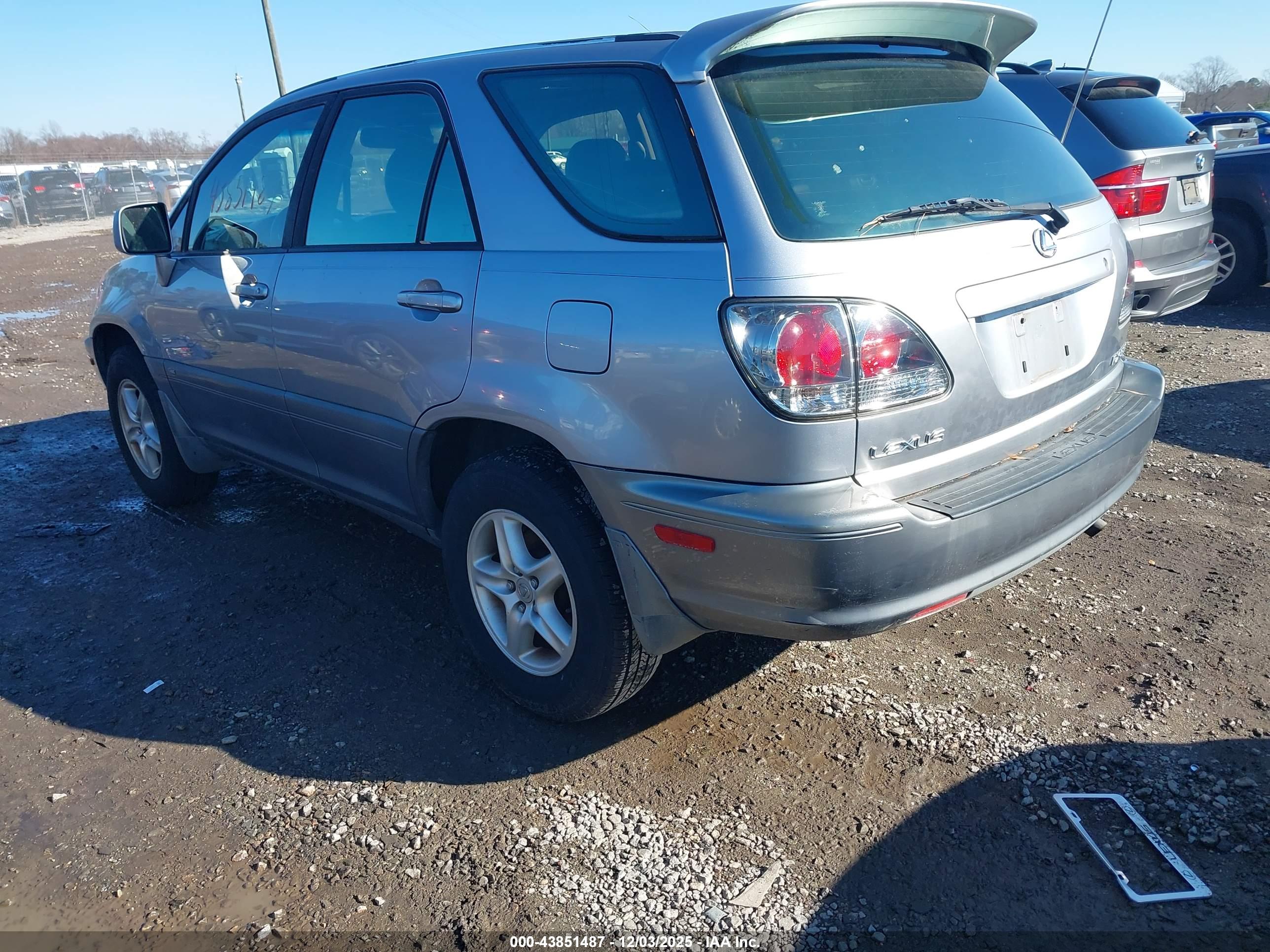LEXUS RX image 3