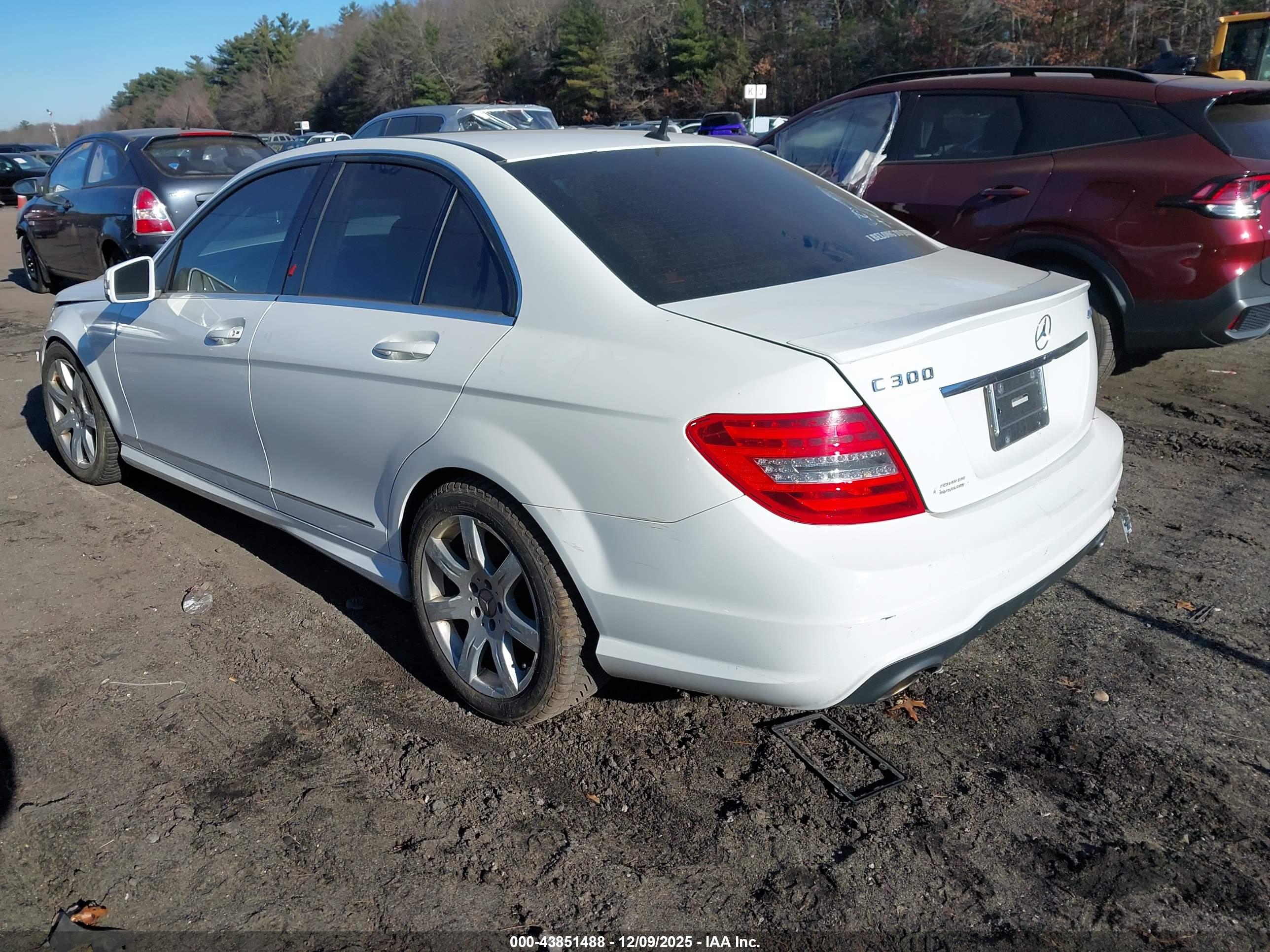 MERCEDES-BENZ C image 3