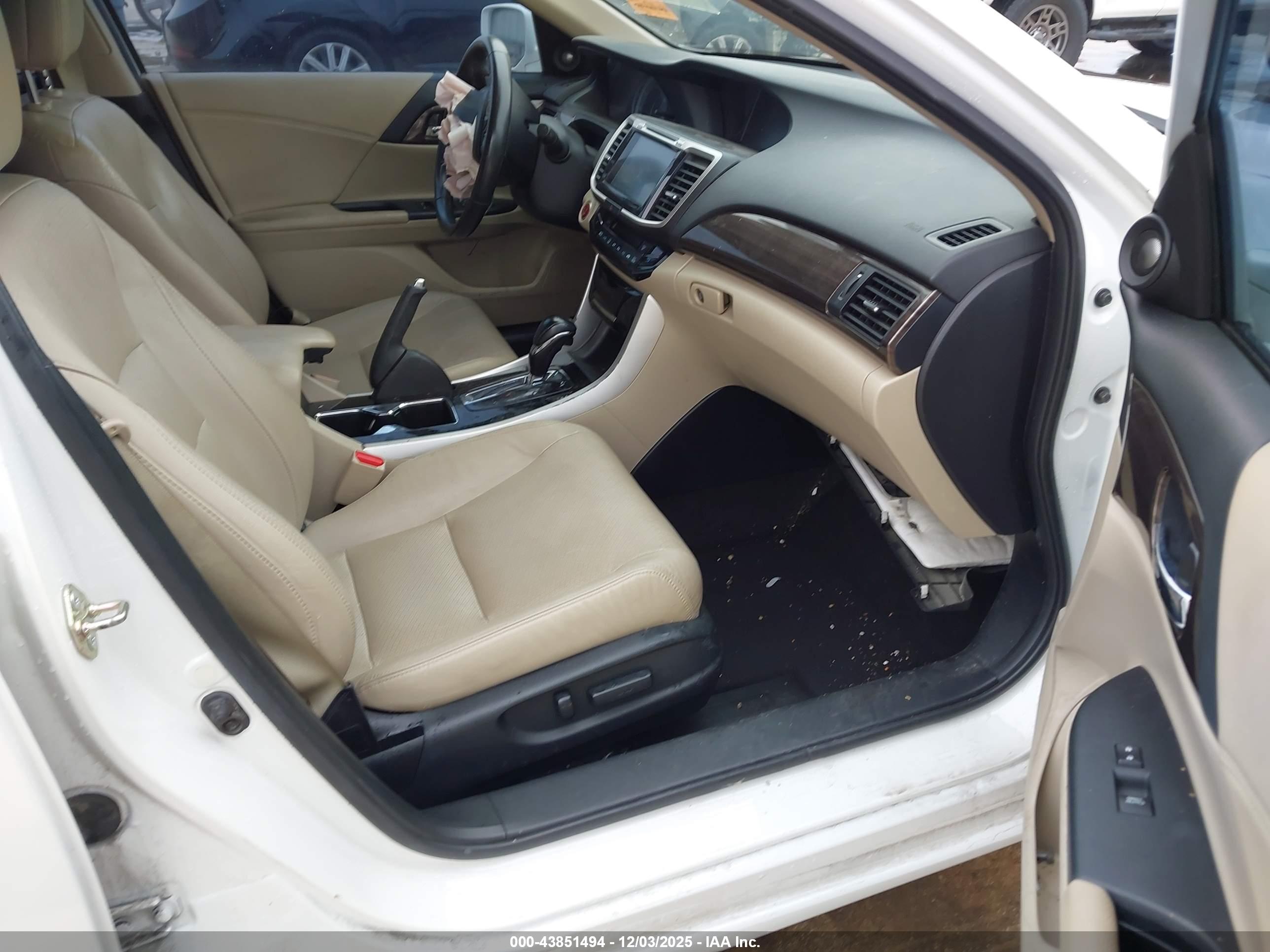 HONDA ACCORD image 5