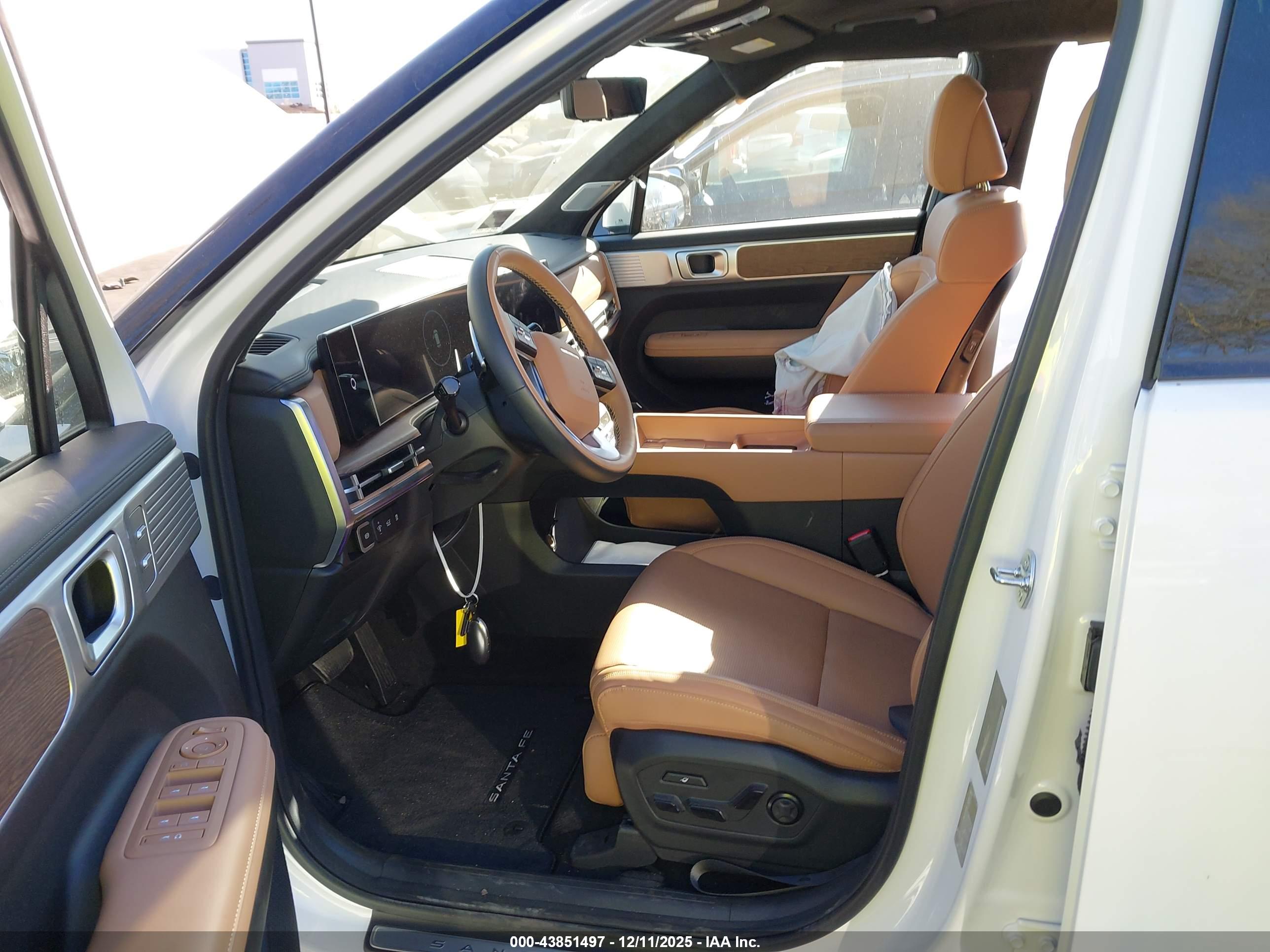 HYUNDAI SANTA image 5