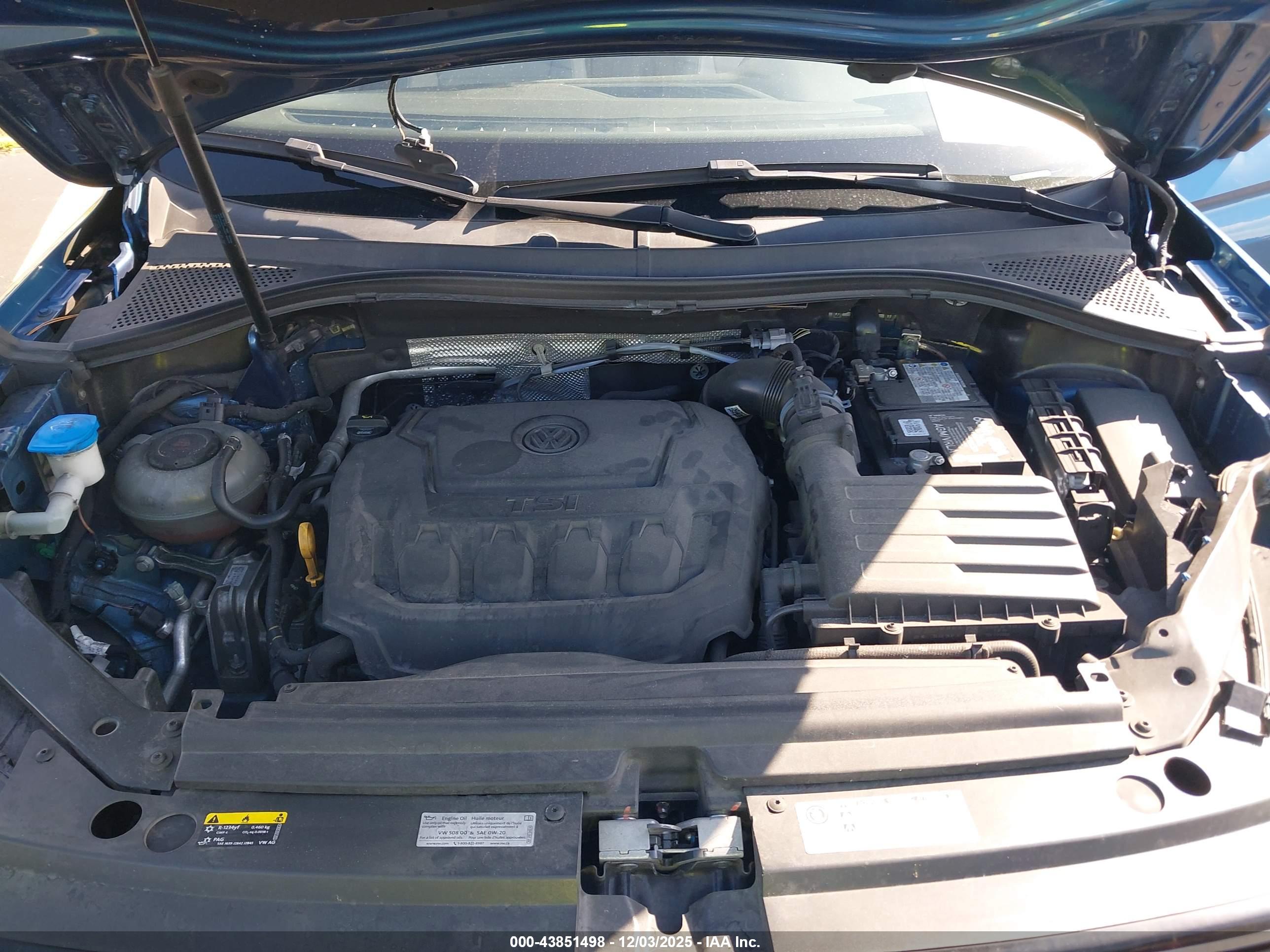 VOLKSWAGEN TIGUAN image 10