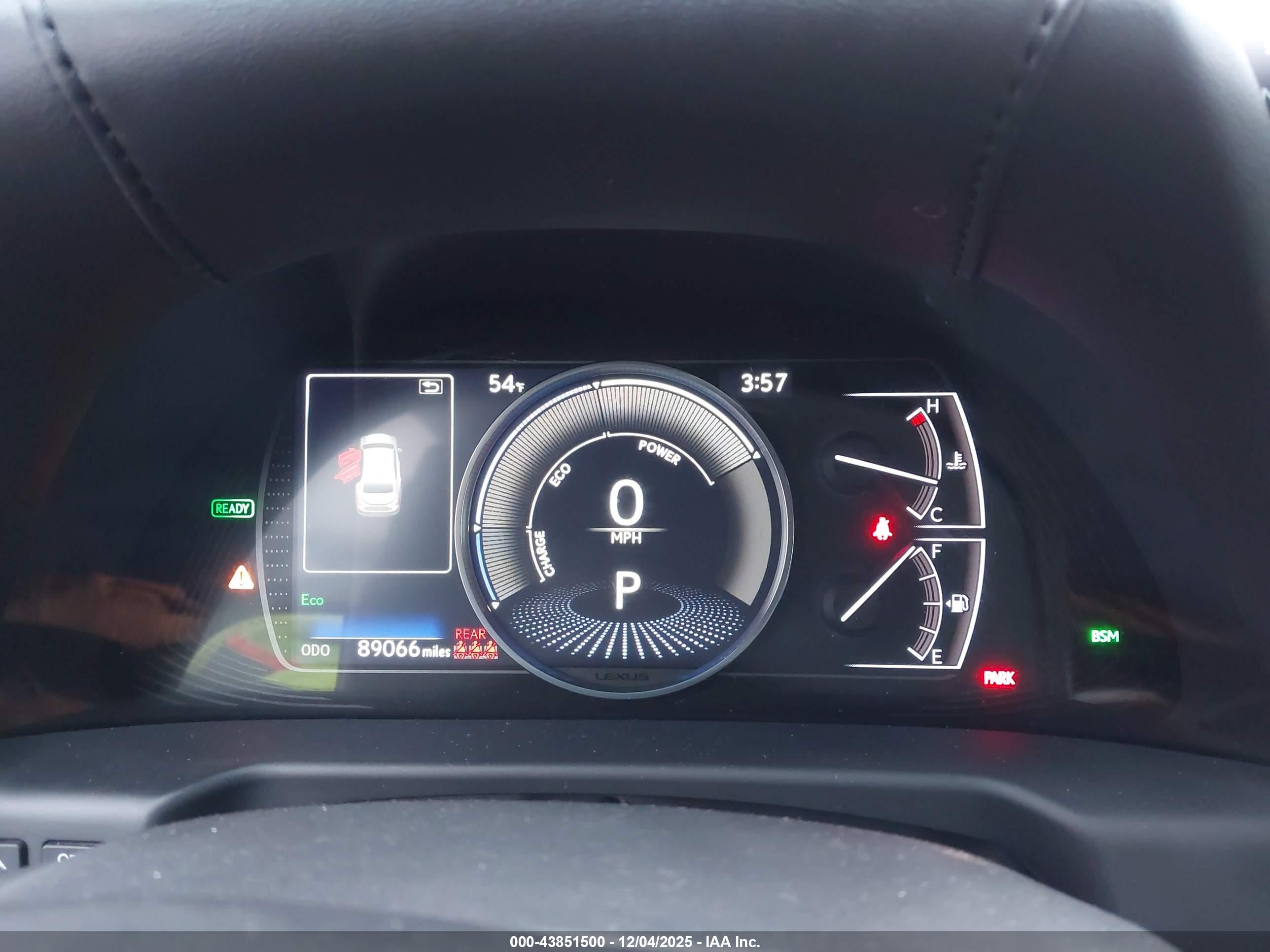 LEXUS ES image 7