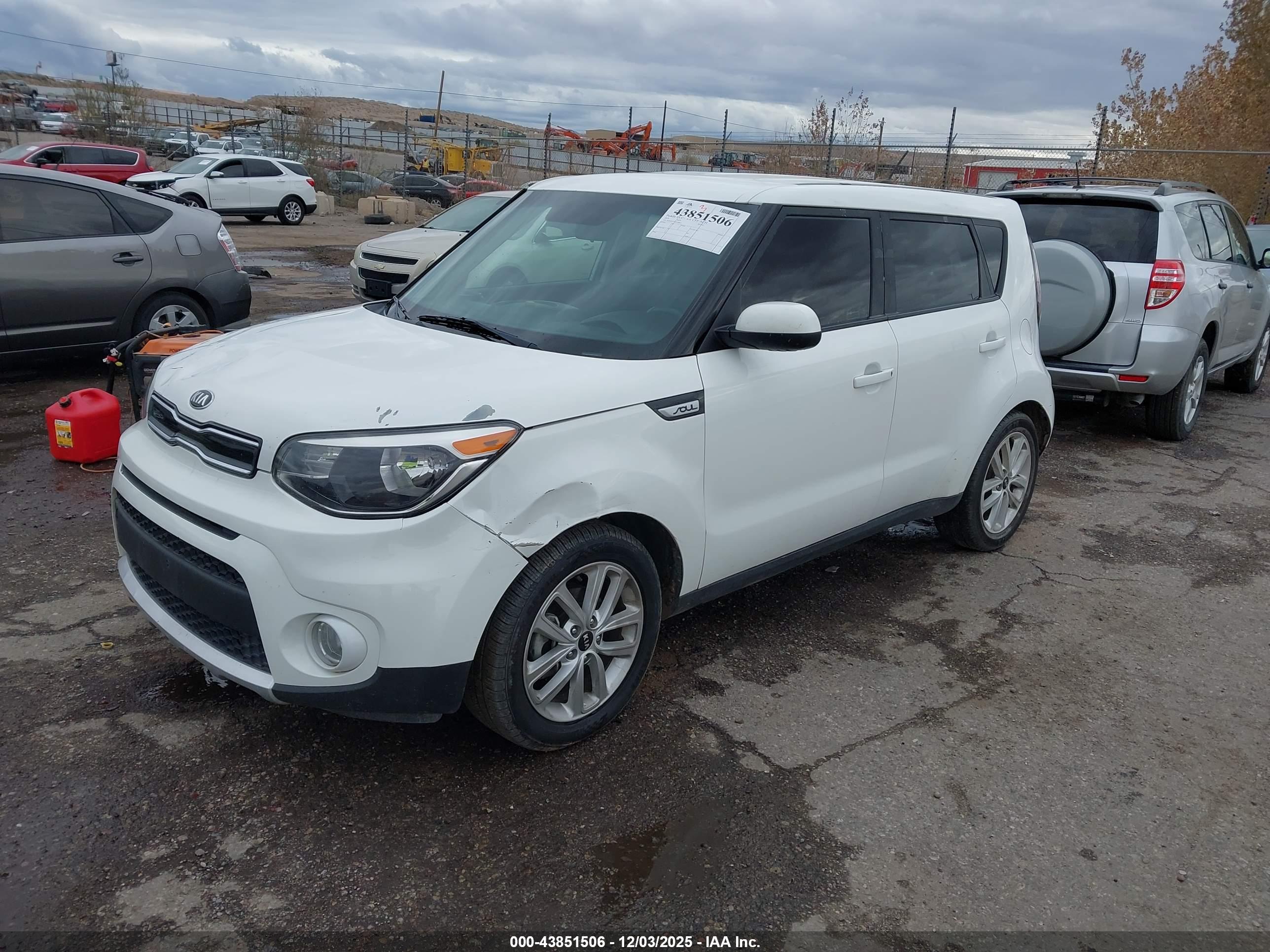 KIA SOUL image 2