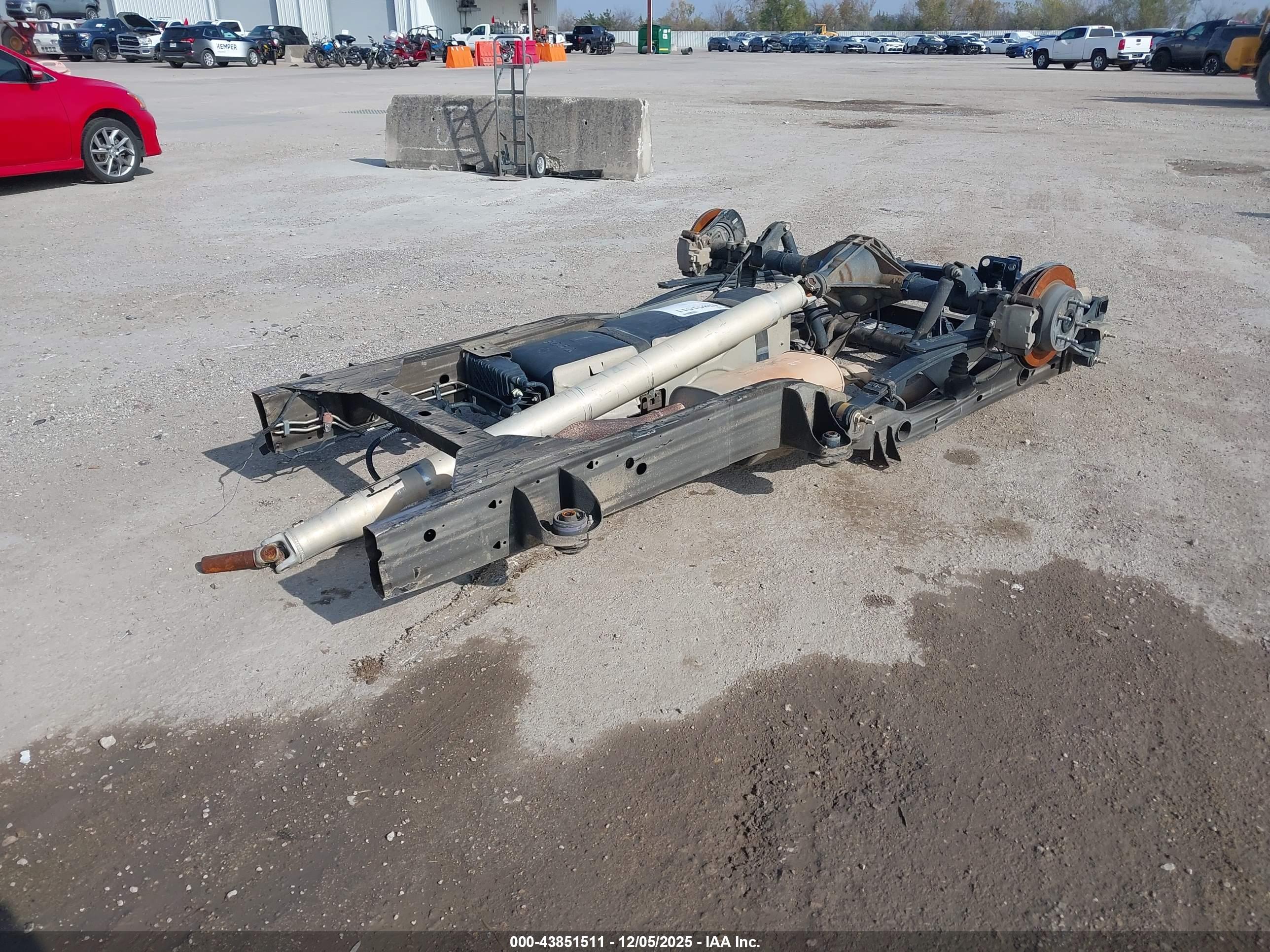 CHEVROLET SILVERADO image 4