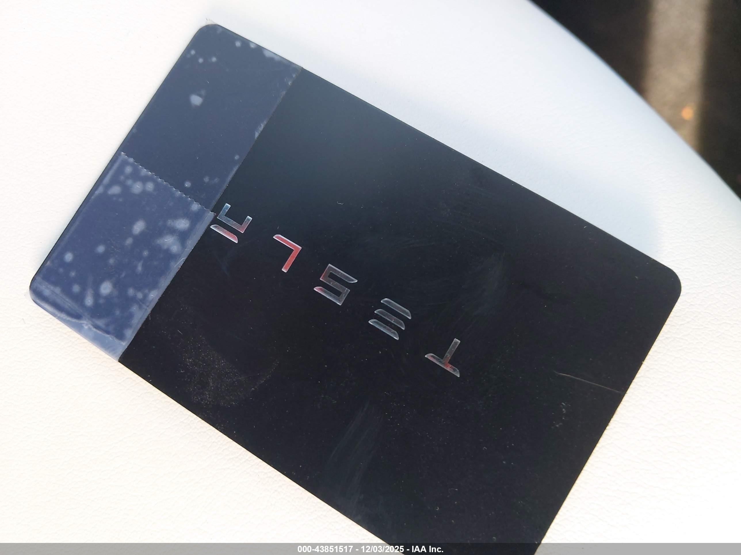 TESLA MODEL image 11